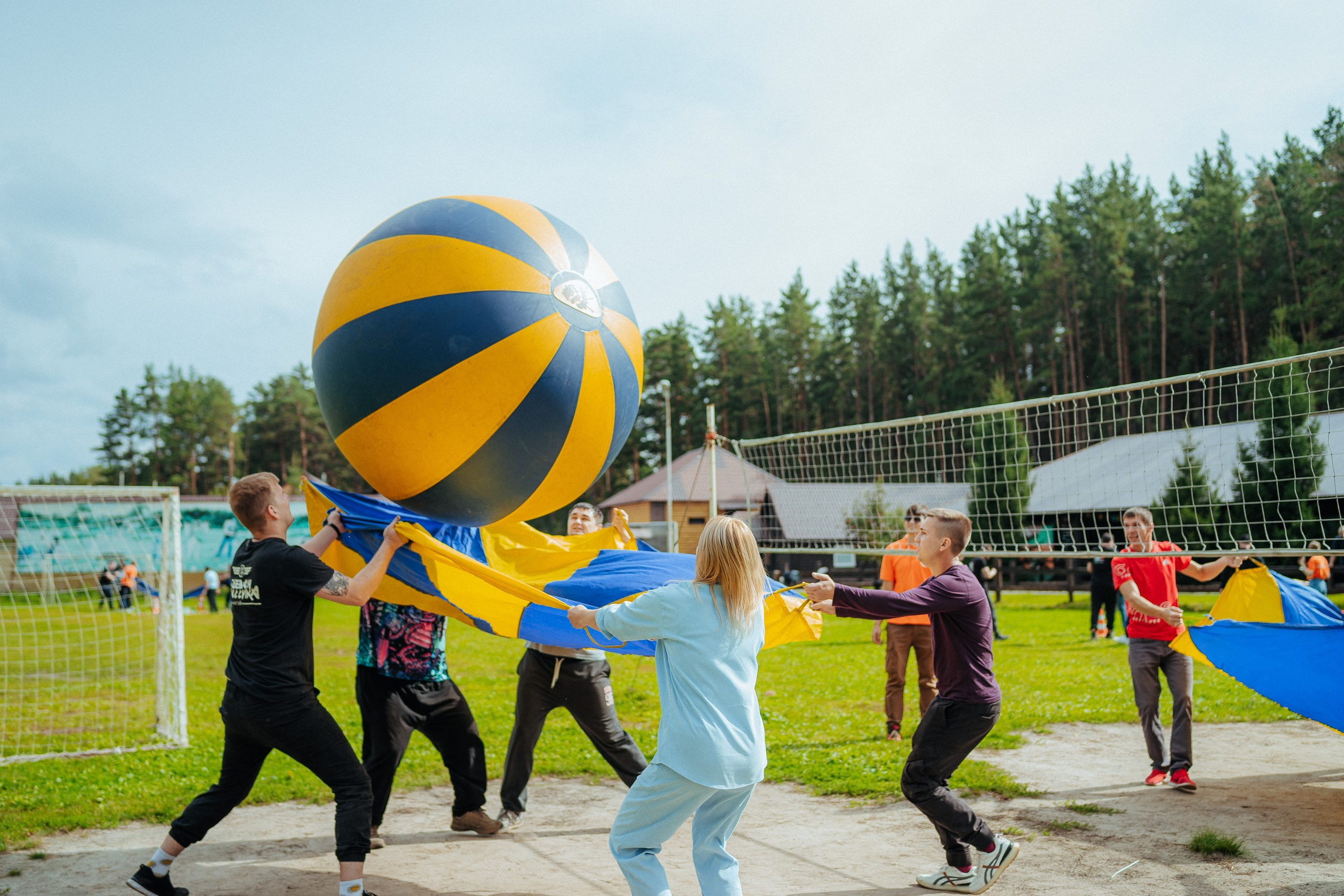 Тимбилдинг МеталлСтрой — Олимпийский. Репортажный (Event) фотограф в Барнауле | Даниил Маркин | Качество и вайб