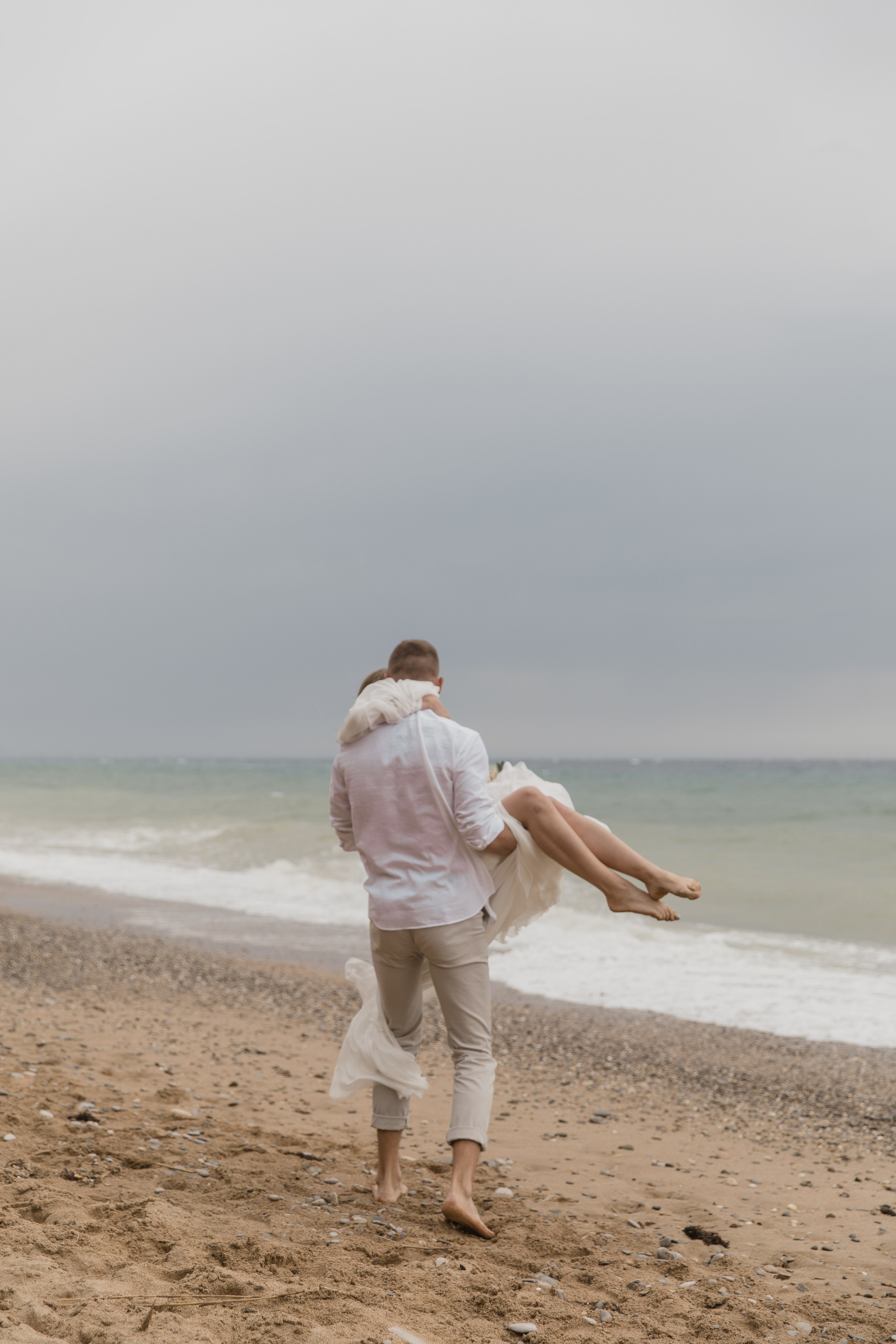 На берегу моря…. СВАДЕБНЫЙ ФОТОГРАФ В КРЫМУ И СЕВАСТОПОЛЕ