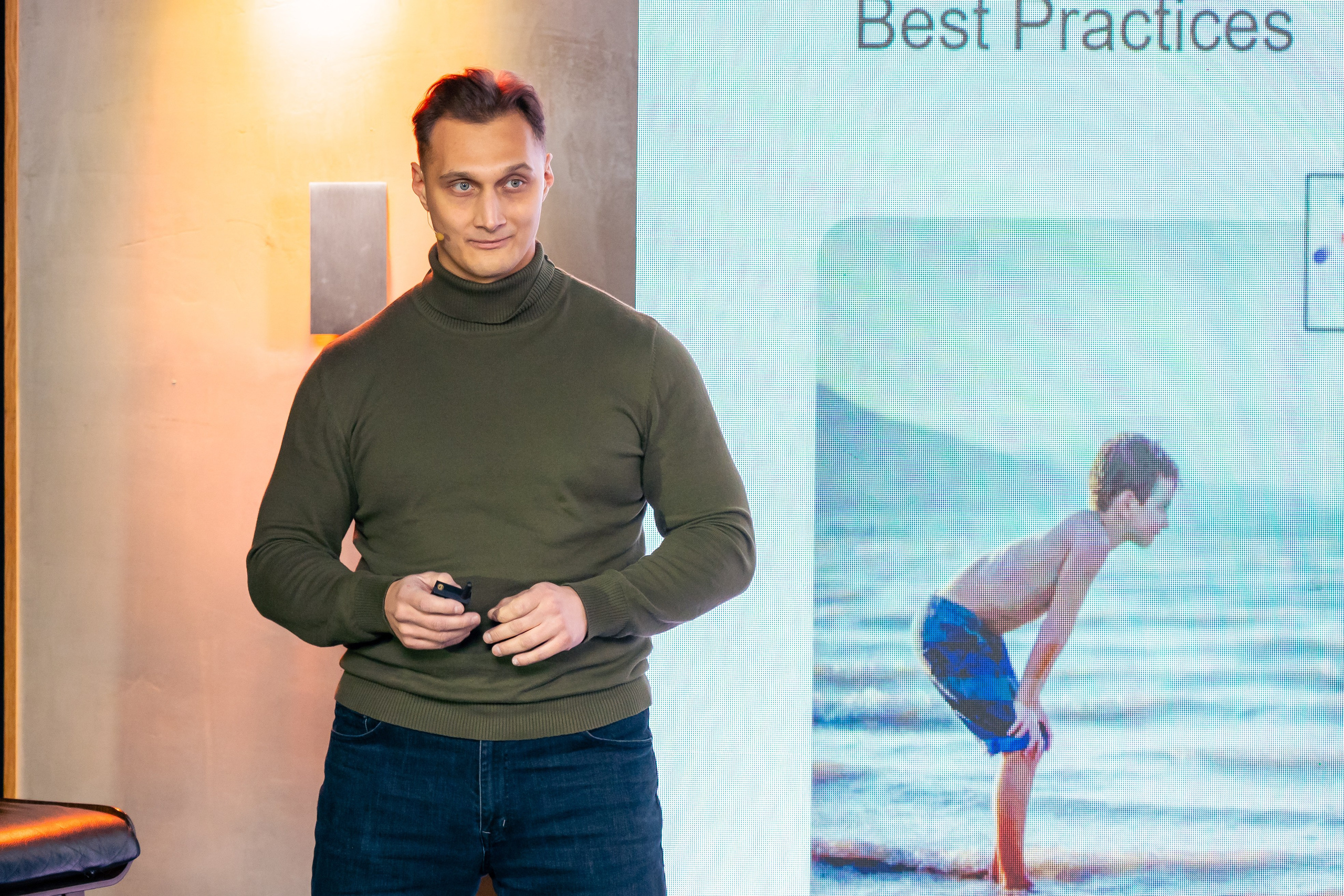 QIWI Server Party. Главная