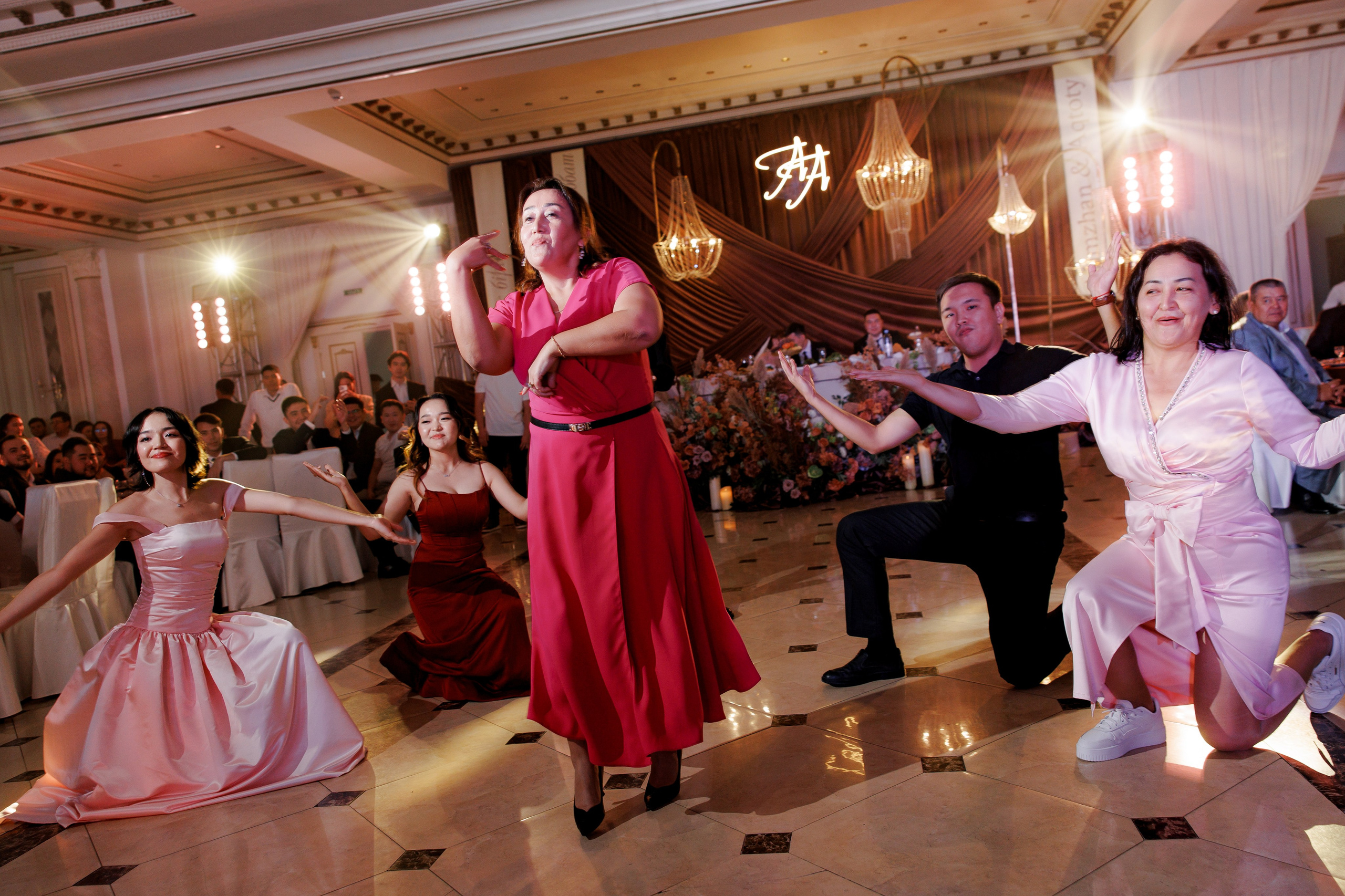 ALIMZHAN AQTOTY | ATYRAU. СВАДЕБНЫЙ ФОТОГРАФ АТЫРАУ|АЛМАТЫ|АСТАНА