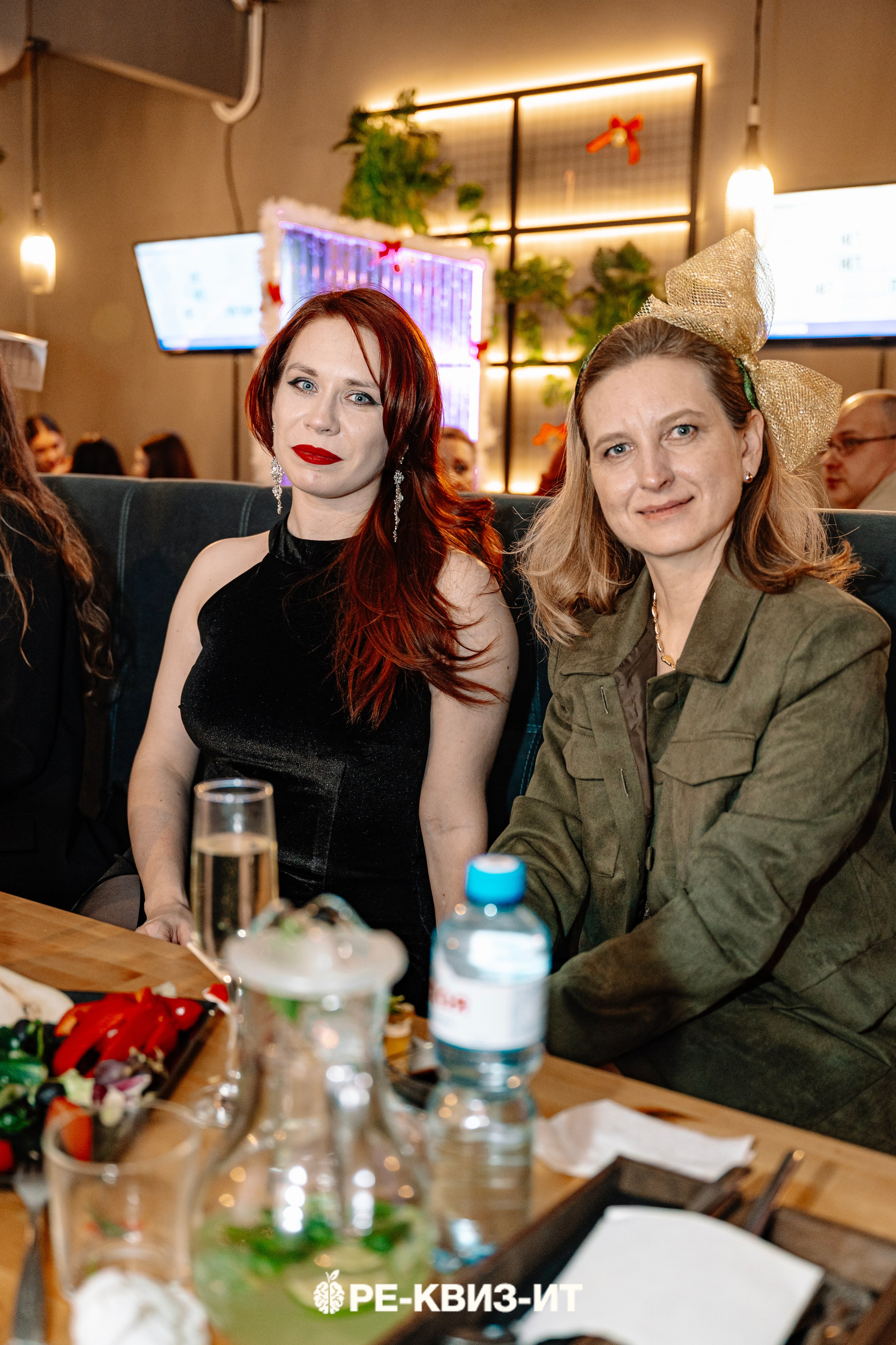 Реквизит — квиз в Зеленодольске и Волжске ZR cafe. Свадебный фотограф в Казани, и Зеленодольске Радик Мухаметов