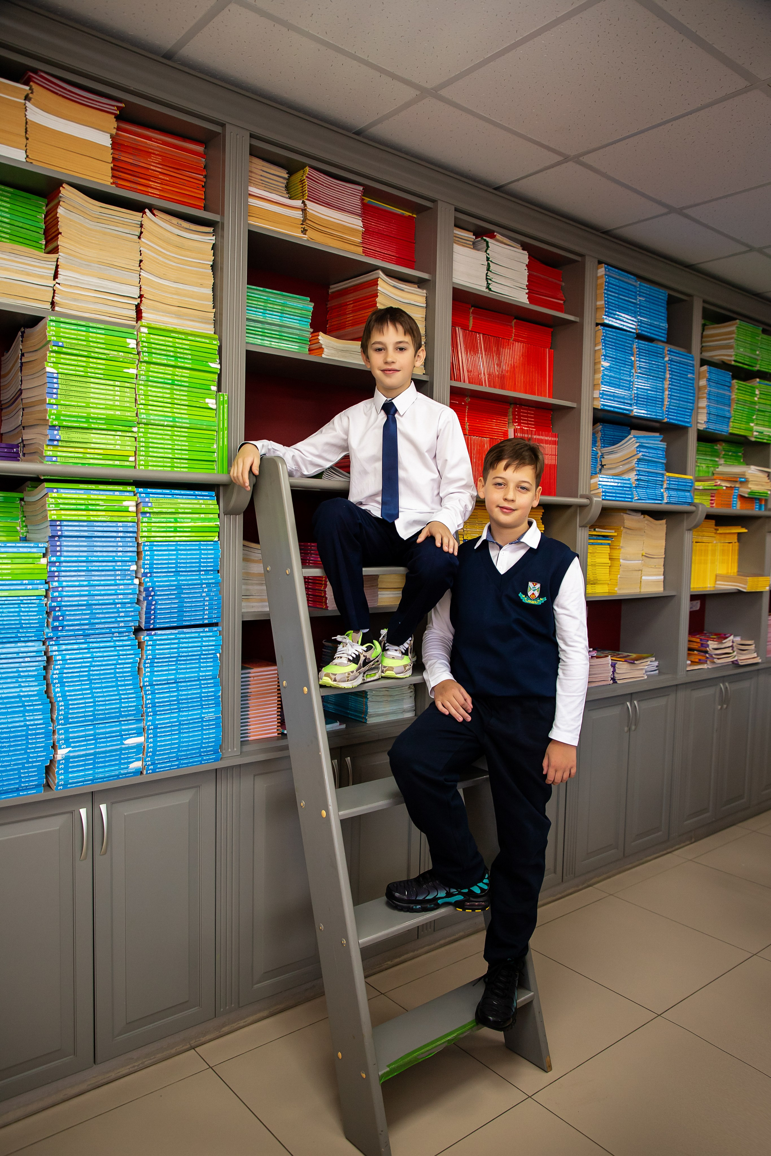 ГИМНАЗИЯ № 36 4 класс. Свадебный и семейный фотограф/видеограф в Краснодаре Наталья Осинская