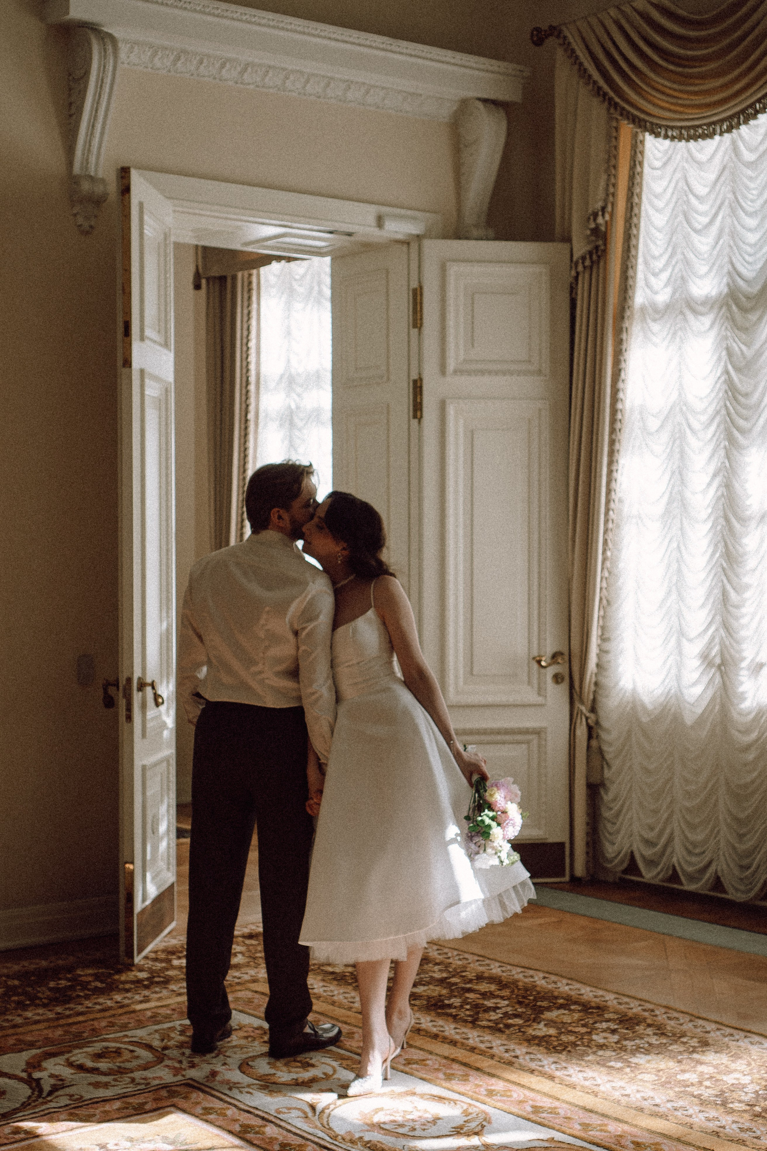 СВАДЕБНАЯ ФОТОСЕСИСИЯ В ГОРОДЕ ПУШКИН. Профессиональный фотограф, Санкт-Петербург — Виктория Богомолова