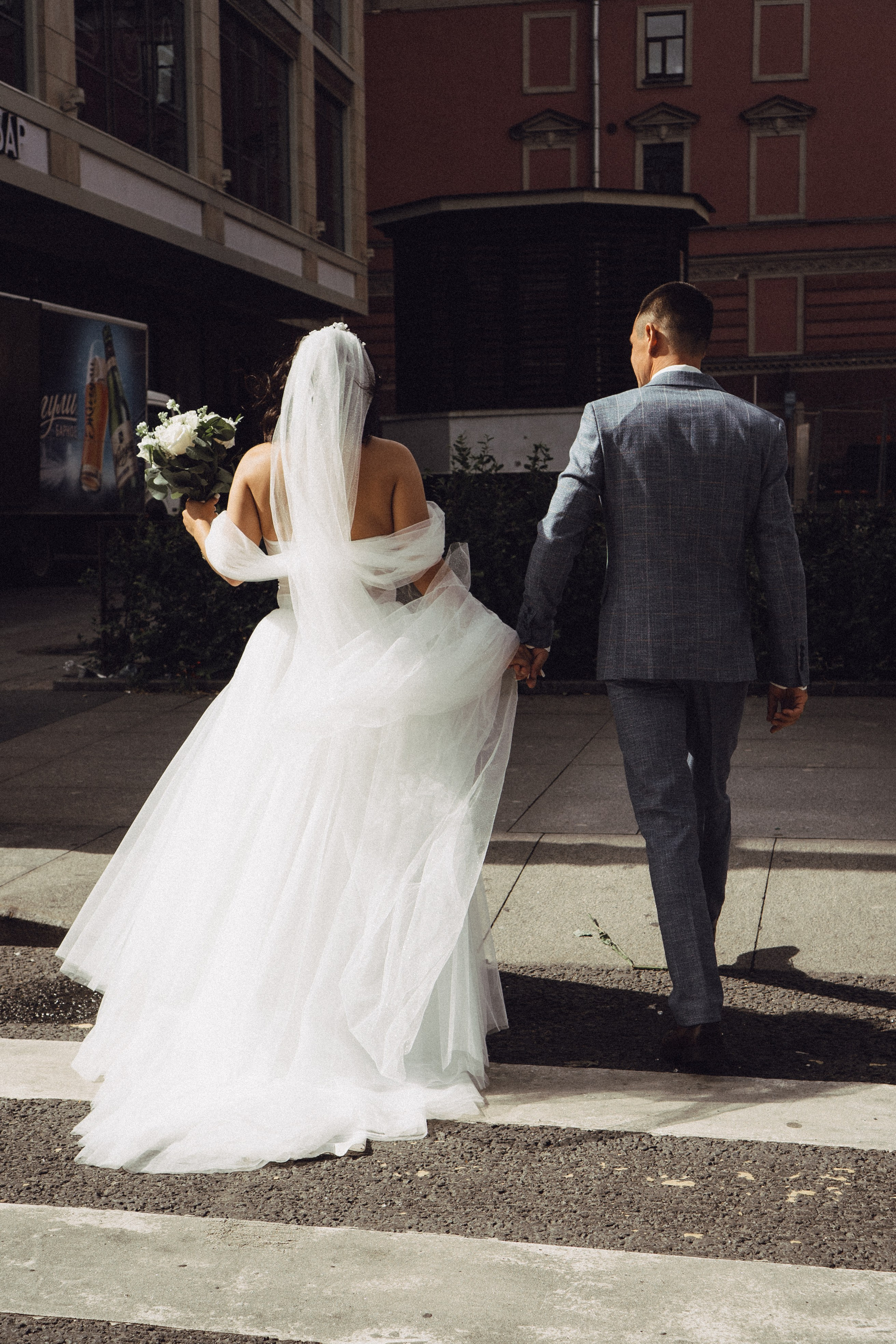 СВАДЕБНАЯ ПРОГУЛКА РЕСТОРАН МЫ ЖЕ НА ТЫ И ФОТОСЕССИИЯ С АВТОМОБИЛЕМ. Профессиональный фотограф, Санкт-Петербург — Виктория Богомолова