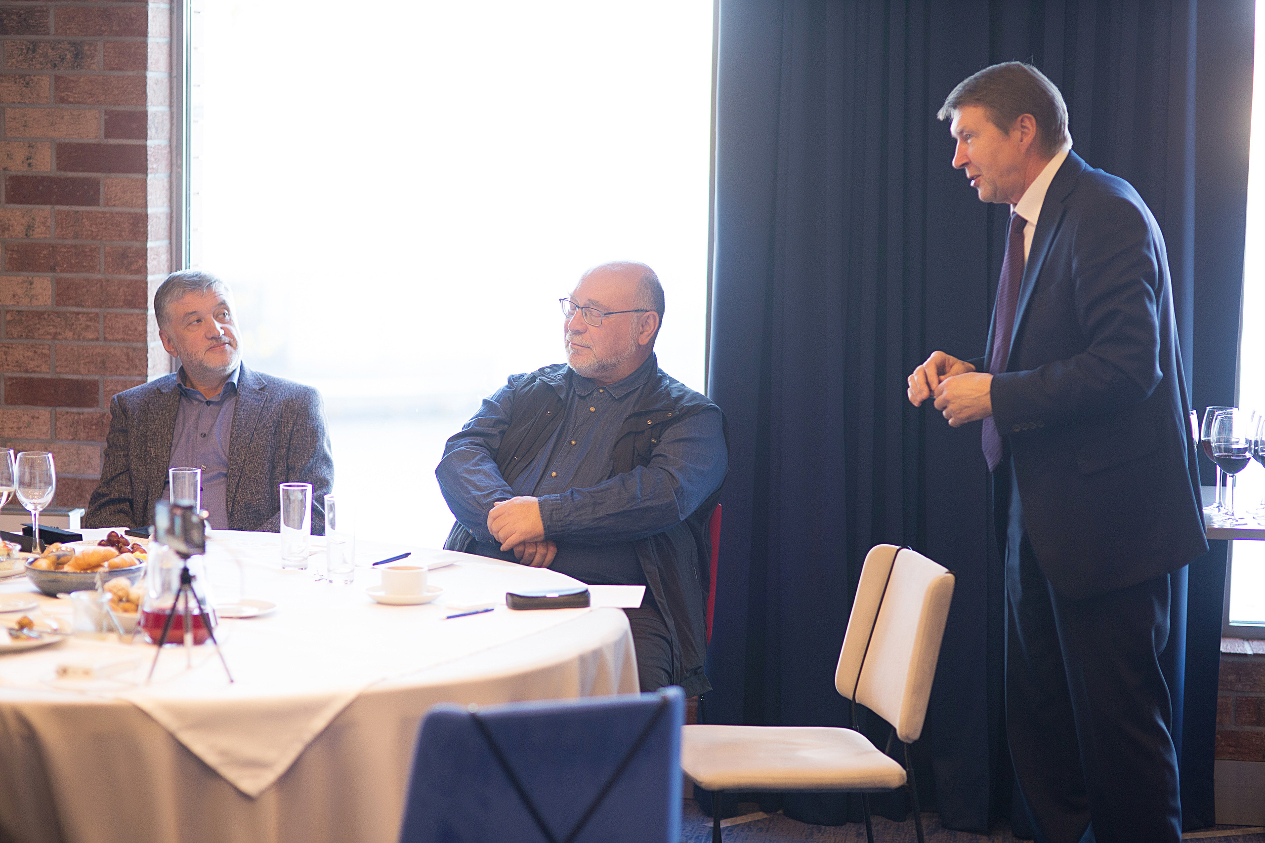 Конференция. Свадебный фотограф Калининград Пасюта Данила