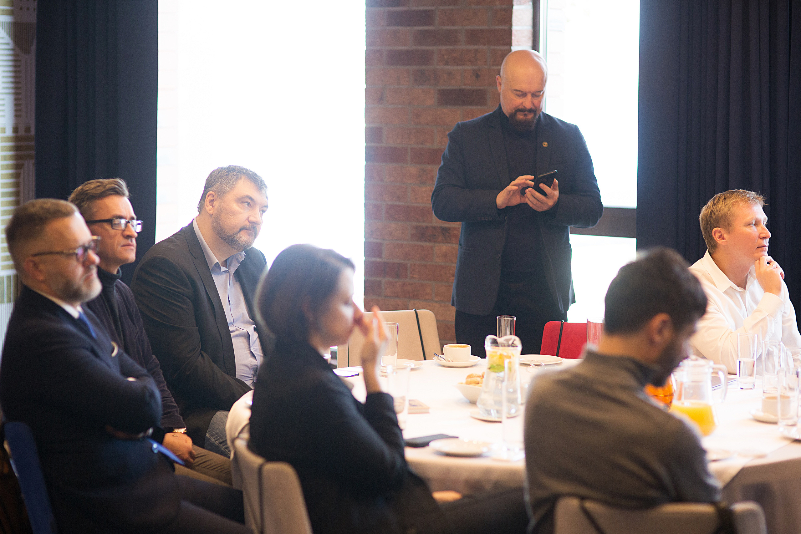 Конференция. Свадебный фотограф Калининград Пасюта Данила