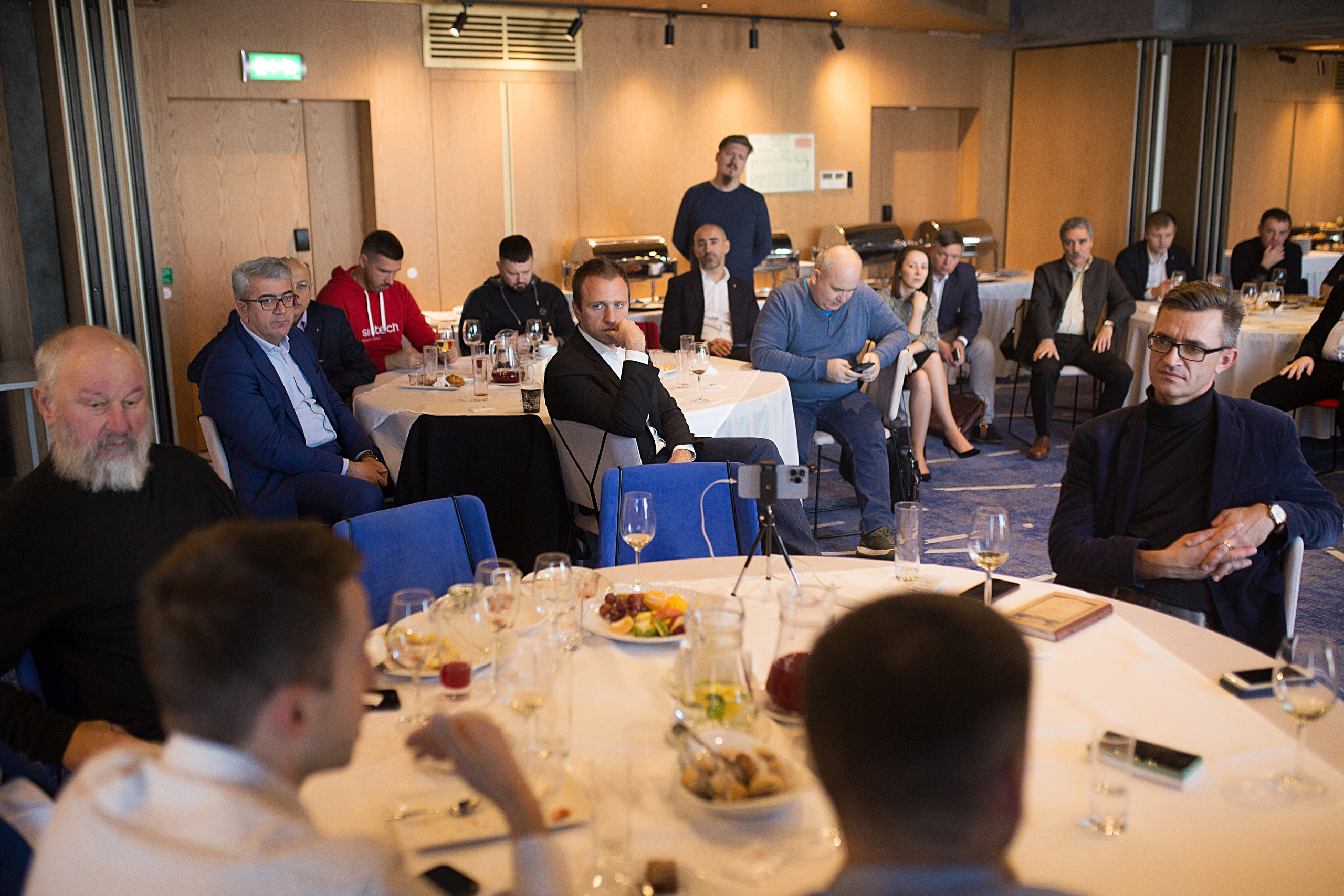 Конференция. Свадебный фотограф Калининград Пасюта Данила