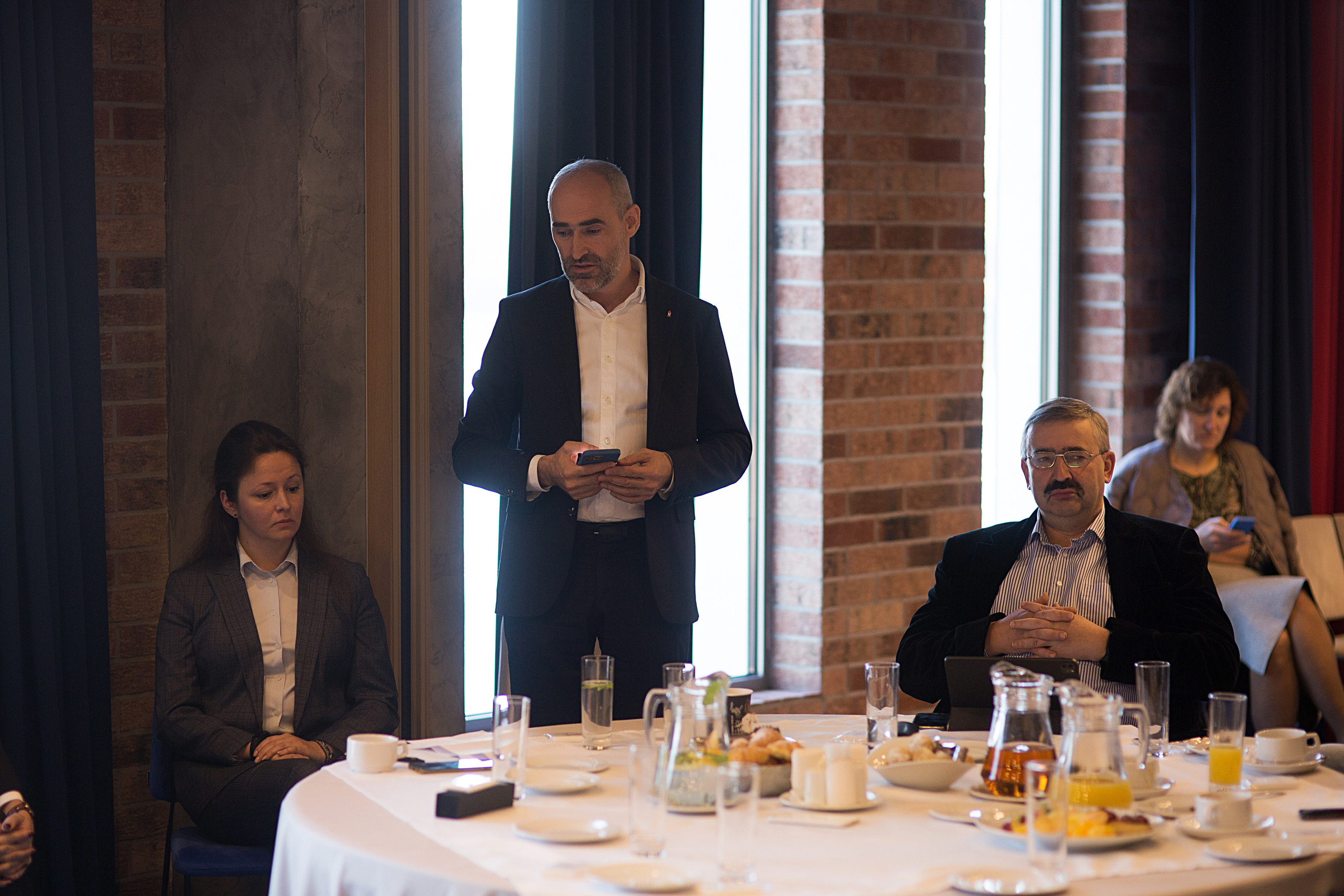 Конференция. Свадебный фотограф Калининград Пасюта Данила