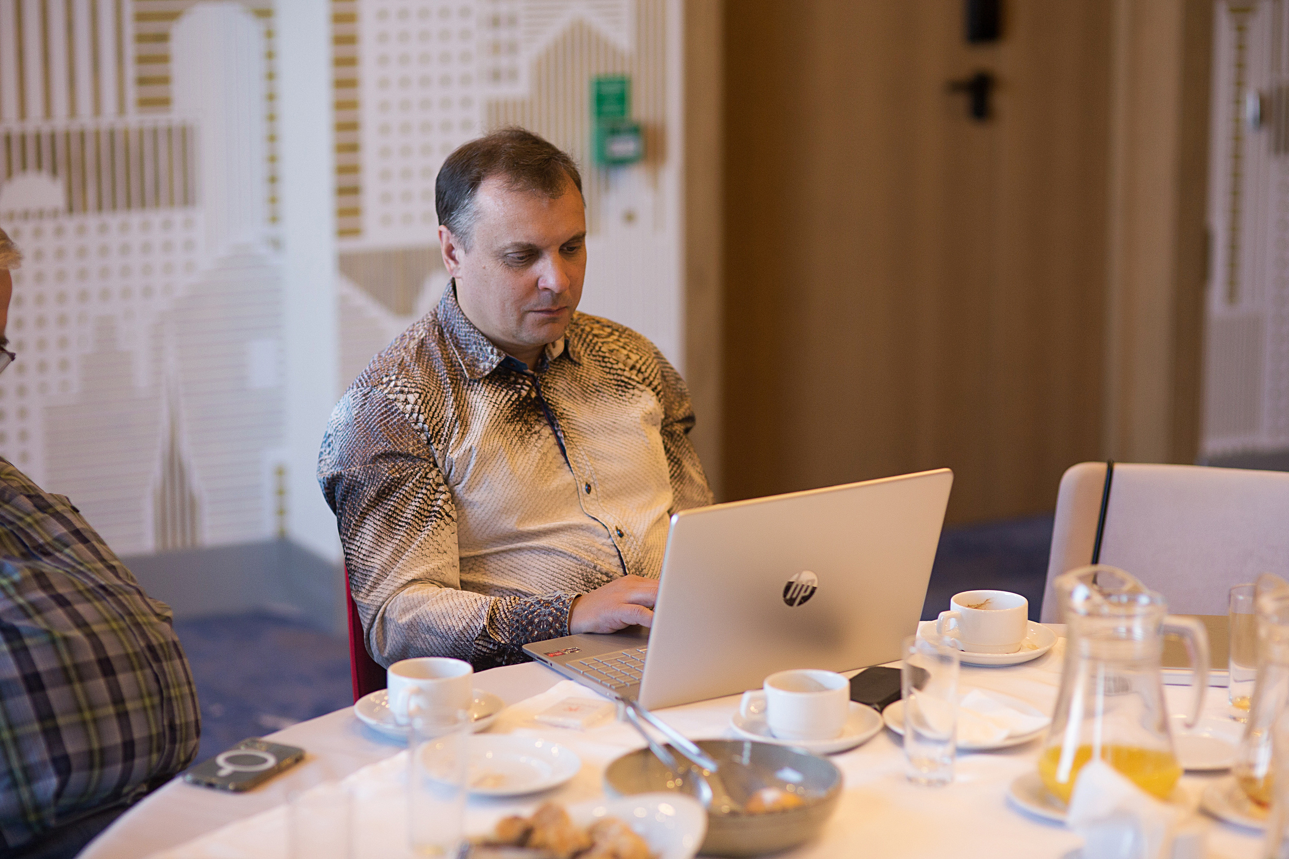 Конференция. Свадебный фотограф Калининград Пасюта Данила