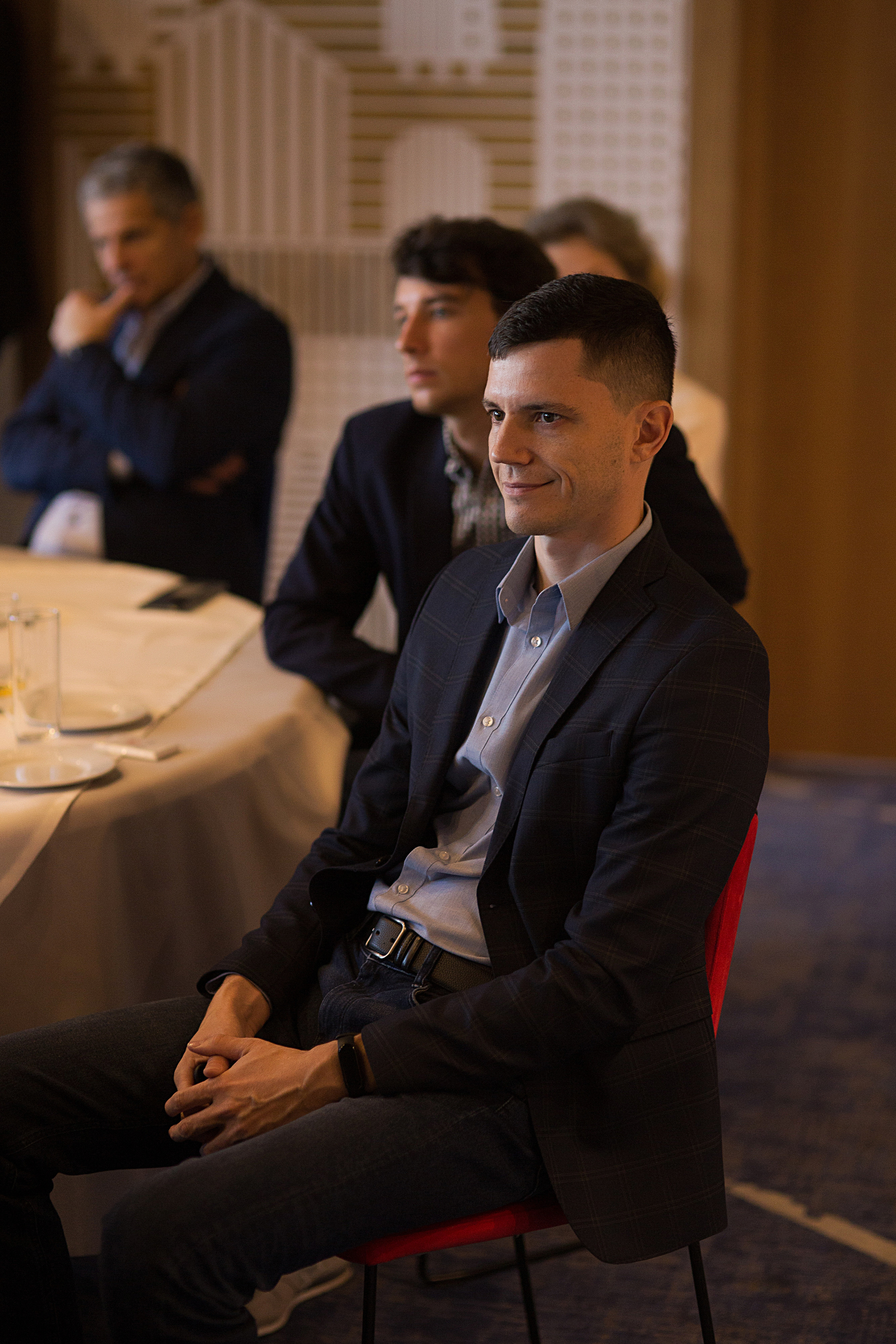 Конференция. Свадебный фотограф Калининград Пасюта Данила