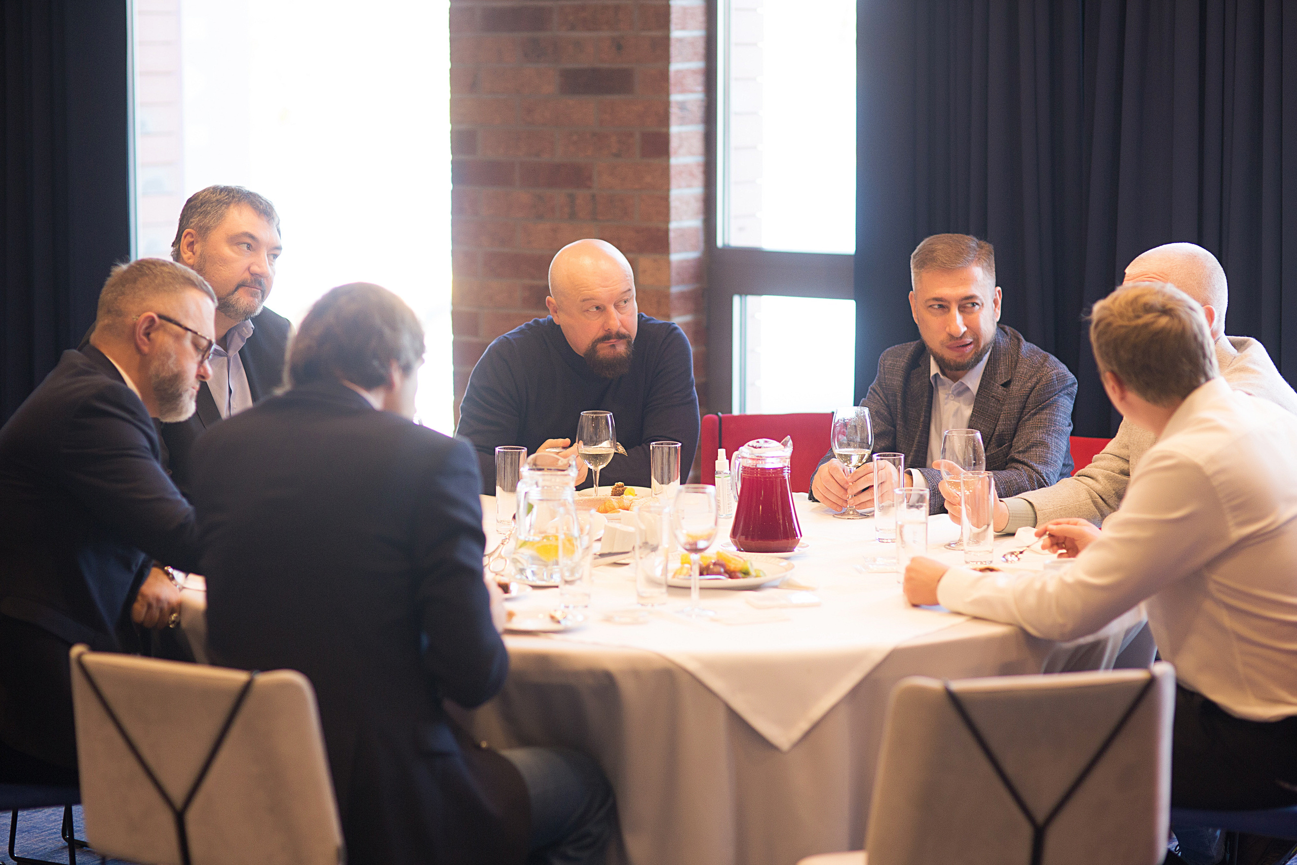 Конференция. Свадебный фотограф Калининград Пасюта Данила