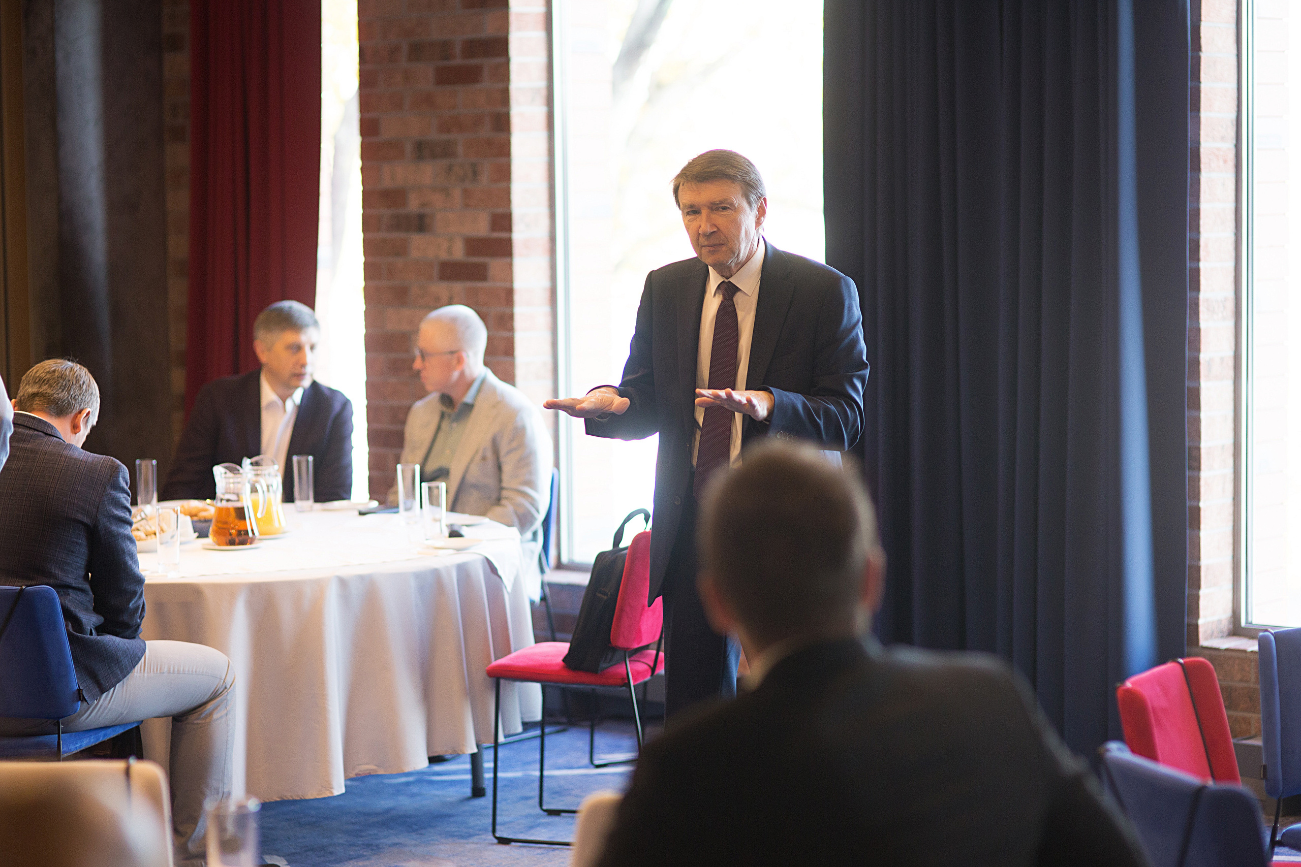 Конференция. Свадебный фотограф Калининград Пасюта Данила