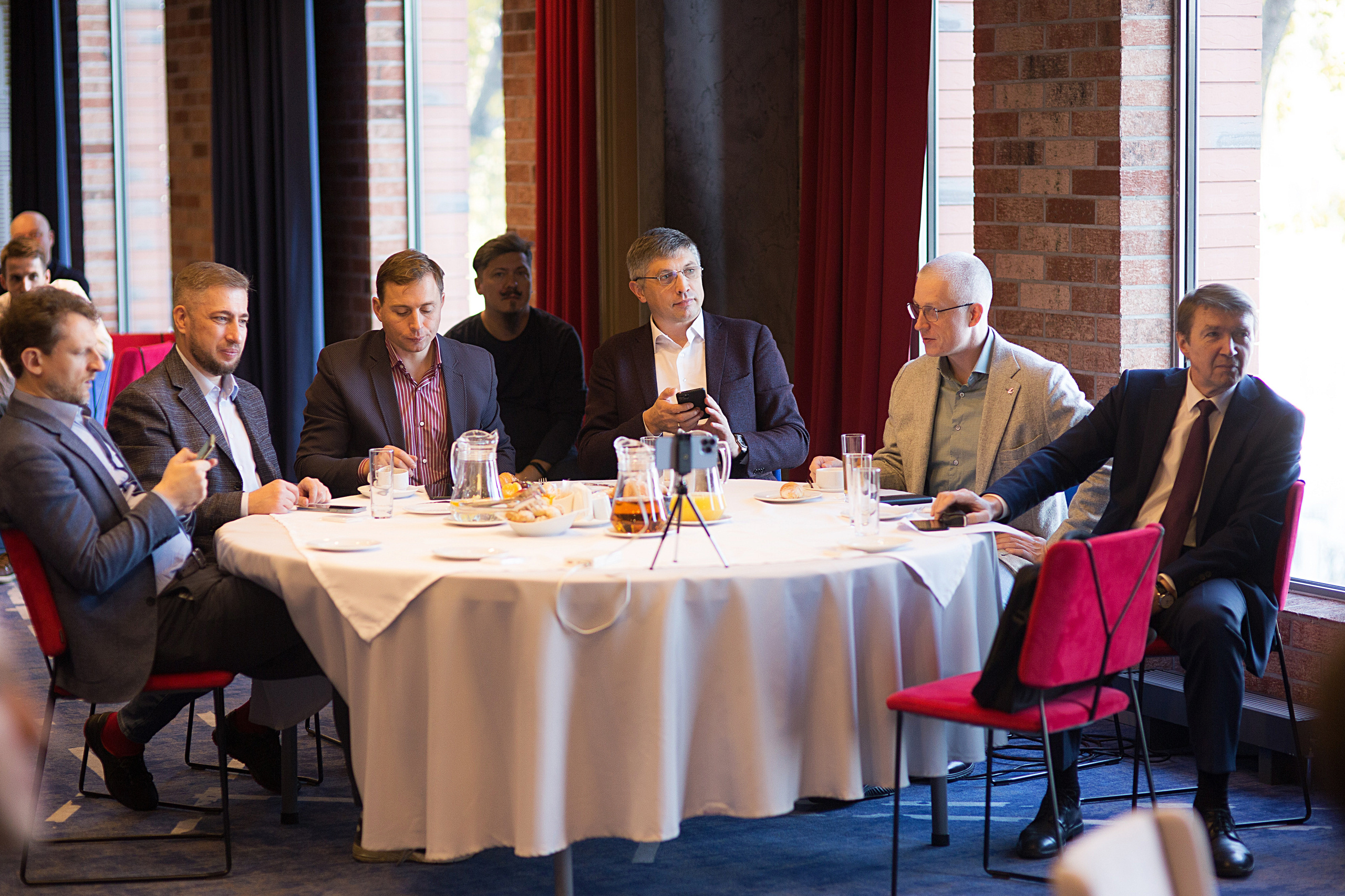 Конференция. Свадебный фотограф Калининград Пасюта Данила