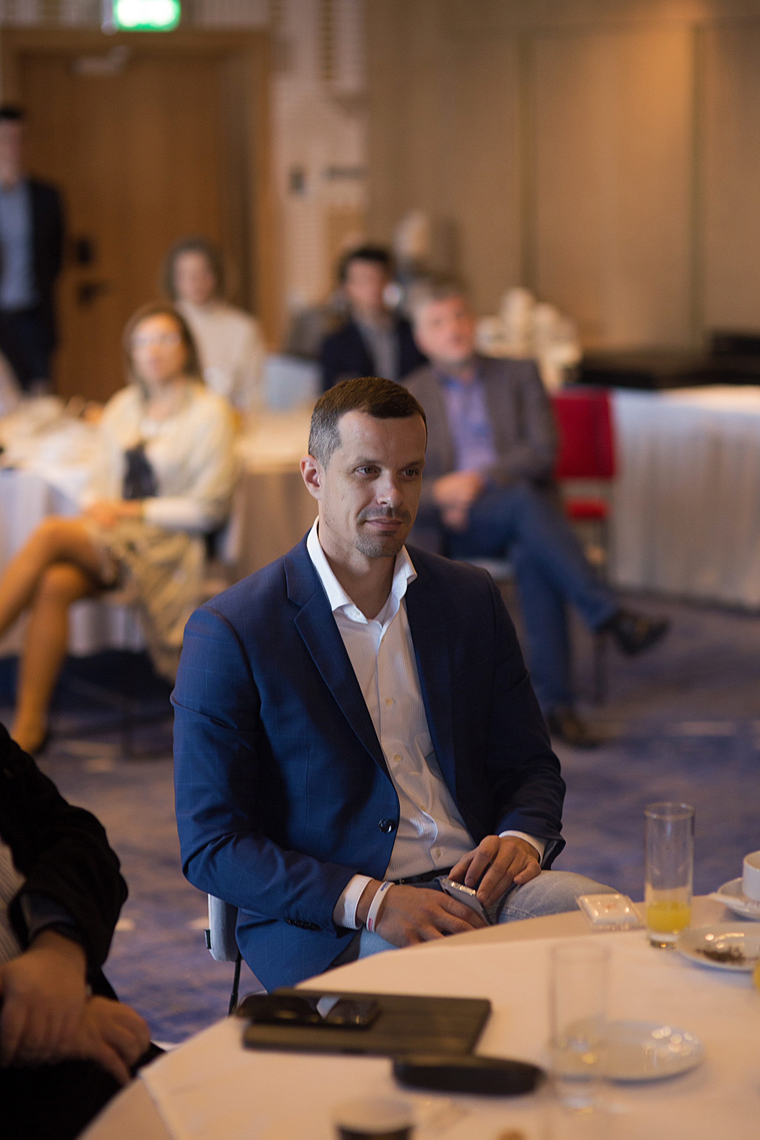 Конференция. Свадебный фотограф Калининград Пасюта Данила