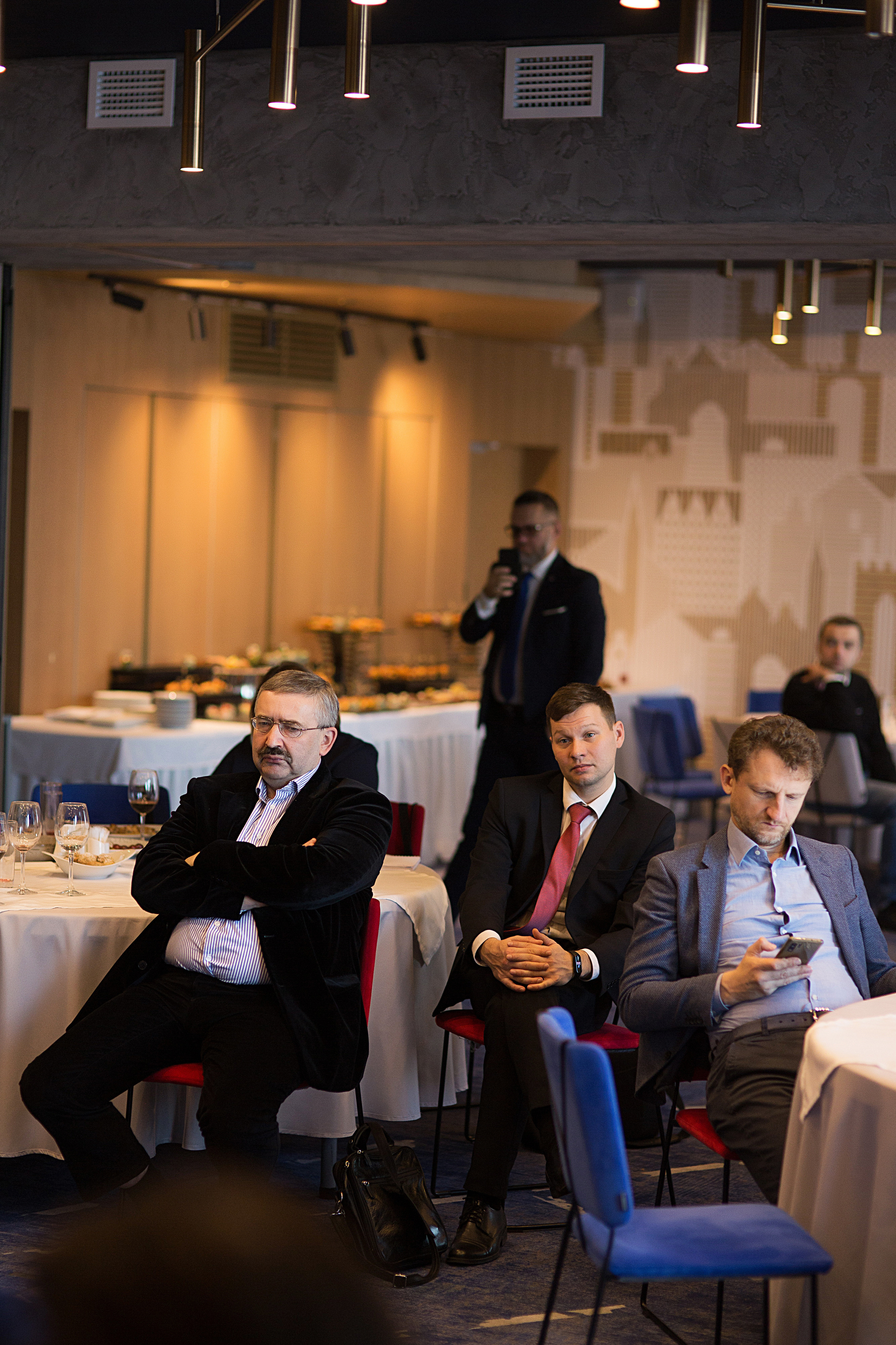 Конференция. Свадебный фотограф Калининград Пасюта Данила