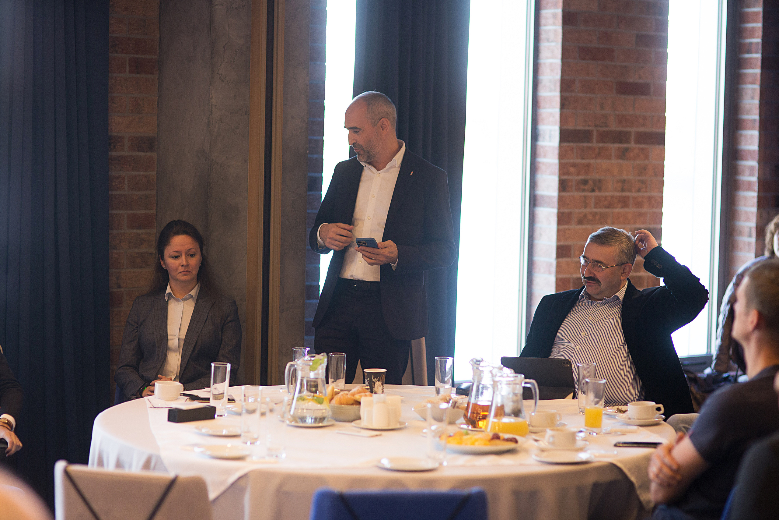 Конференция. Свадебный фотограф Калининград Пасюта Данила