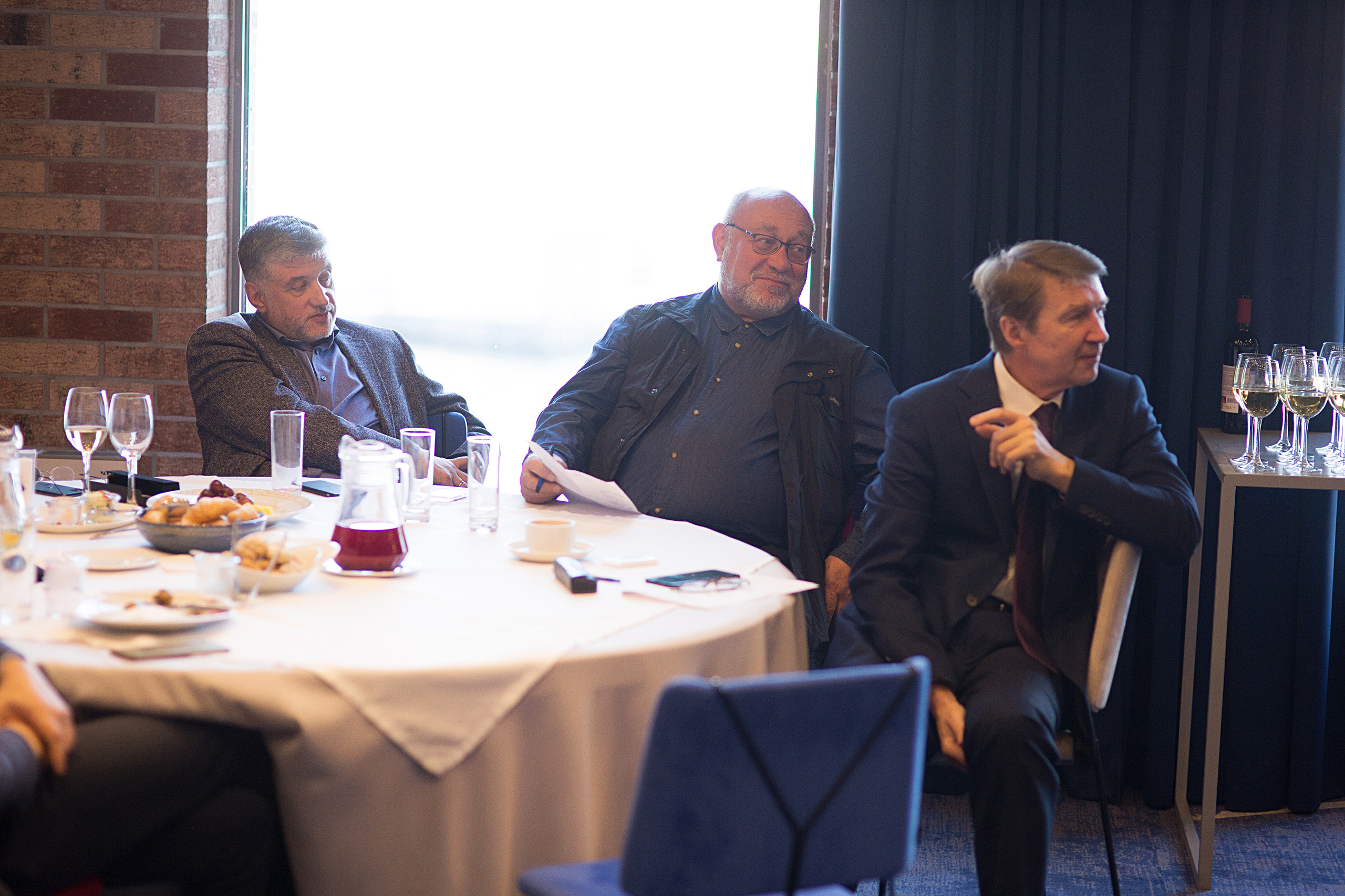 Конференция. Свадебный фотограф Калининград Пасюта Данила