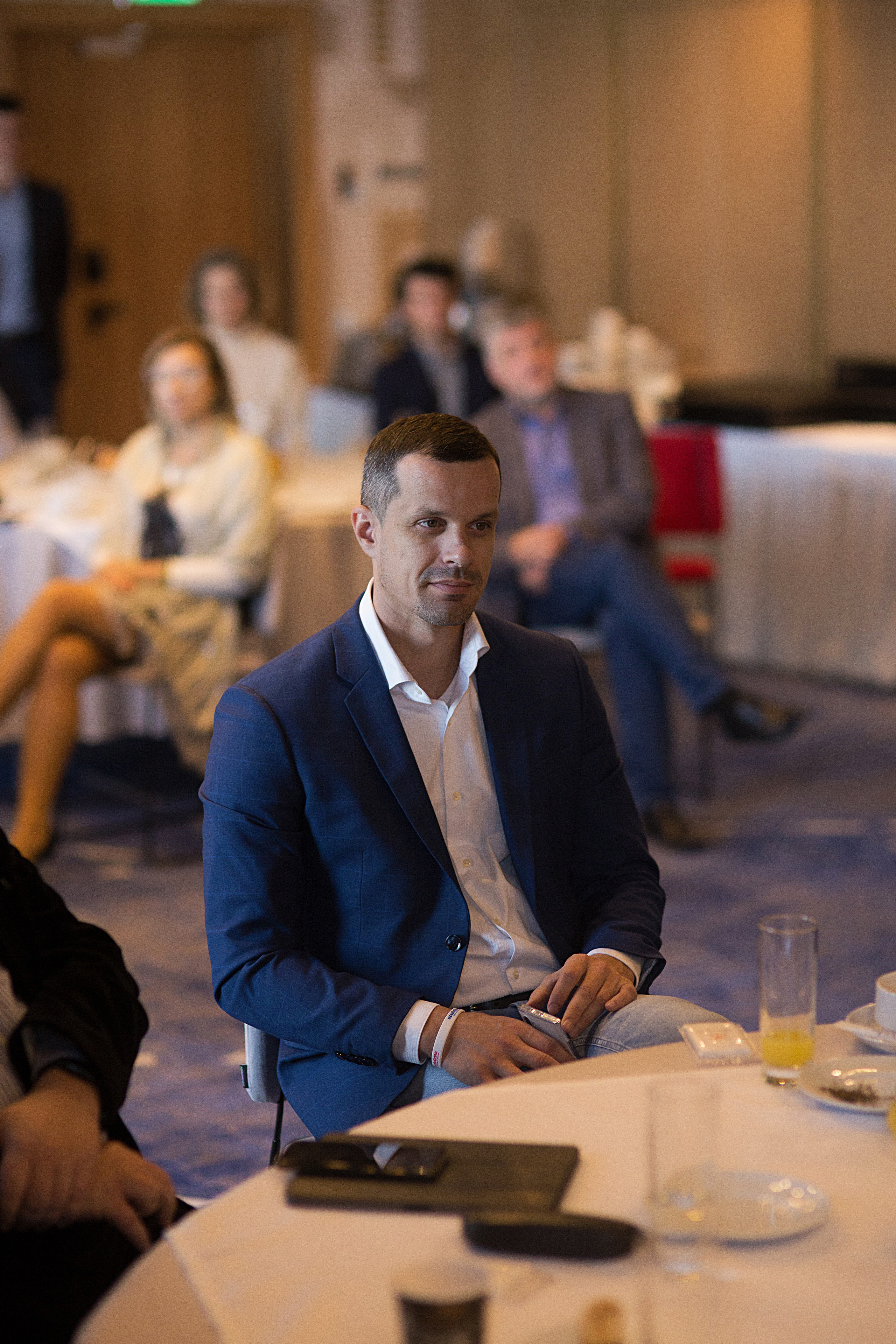 Конференция. Свадебный фотограф Калининград Пасюта Данила