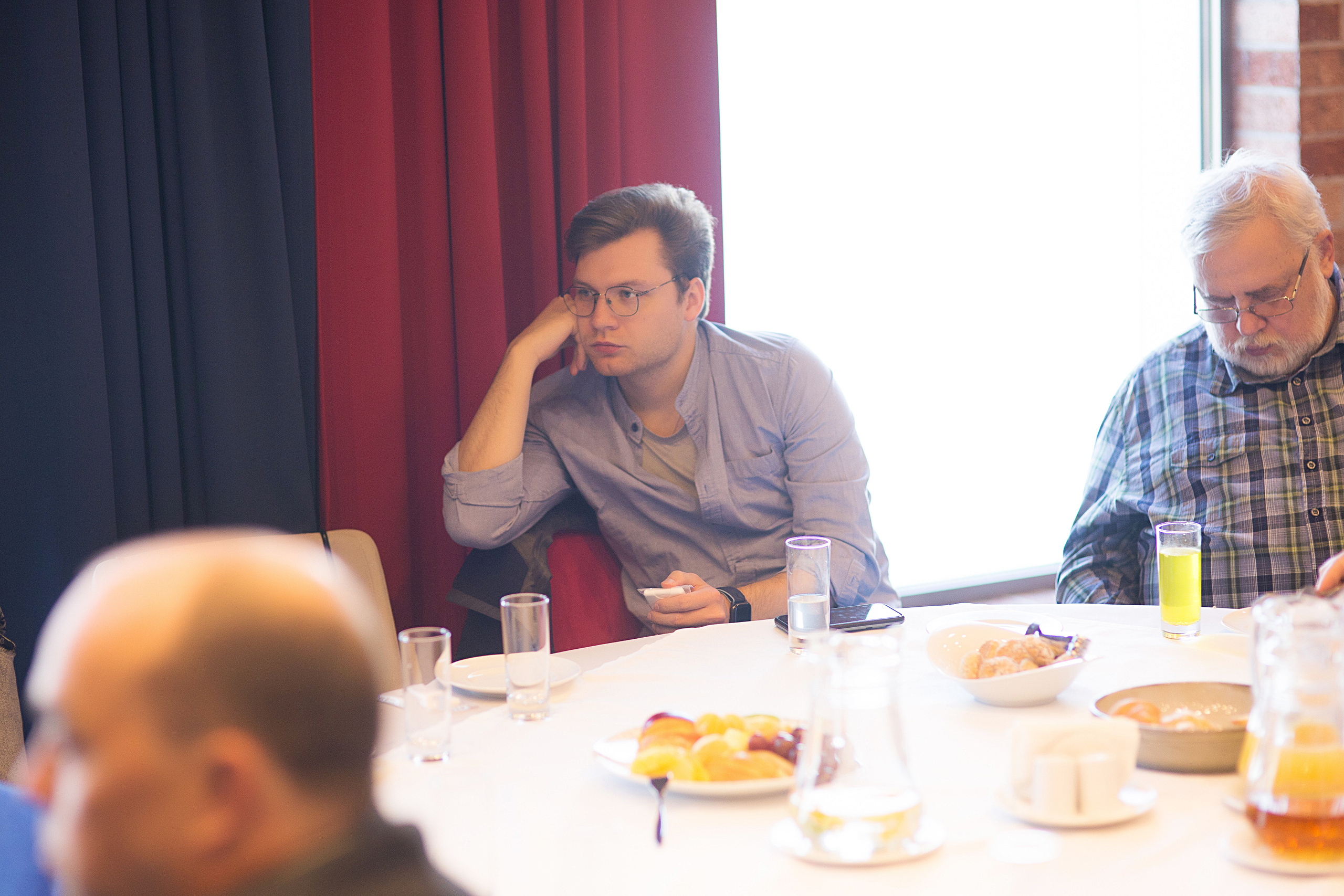 Конференция. Свадебный фотограф Калининград Пасюта Данила