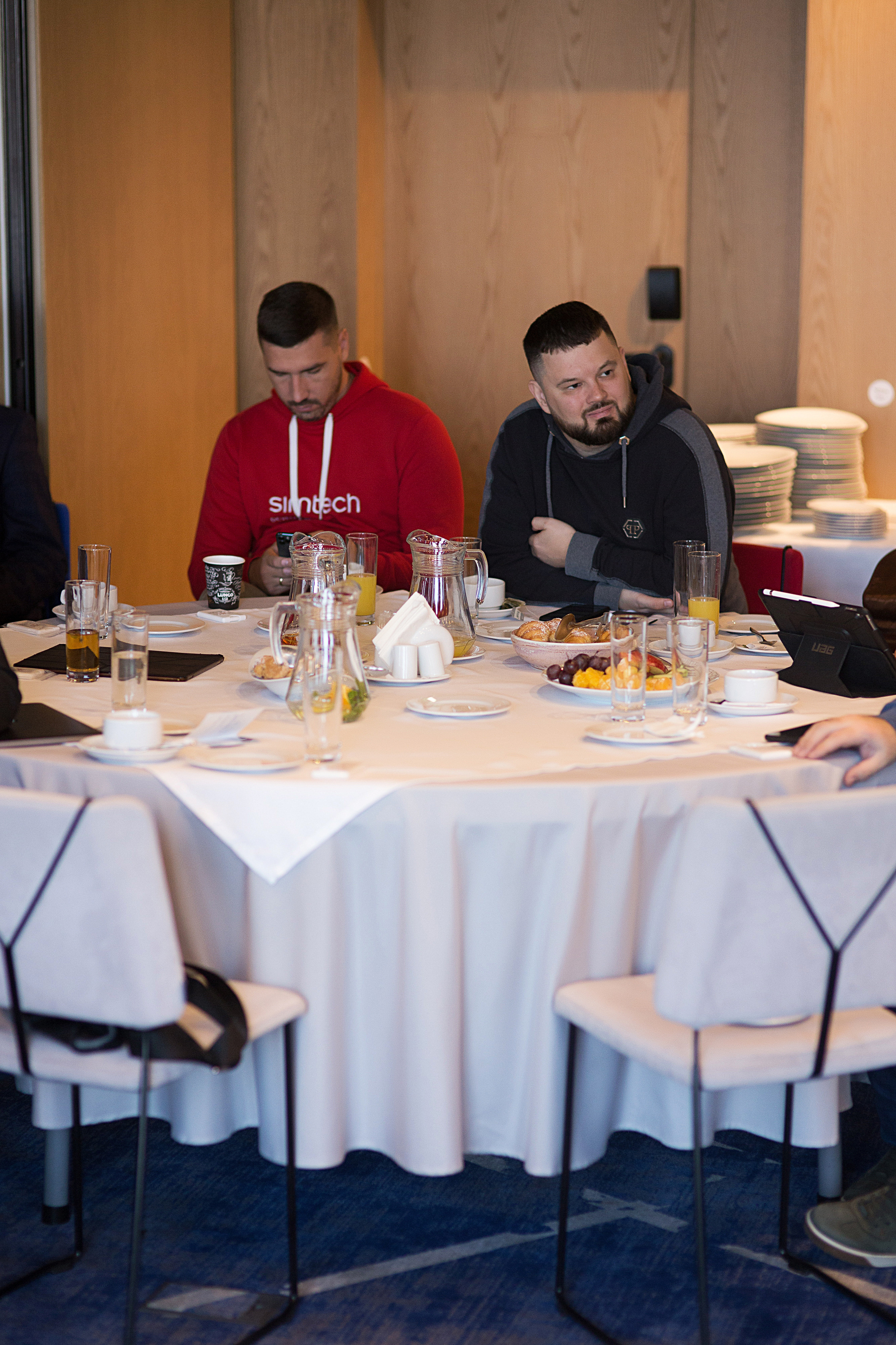 Конференция. Свадебный фотограф Калининград Пасюта Данила