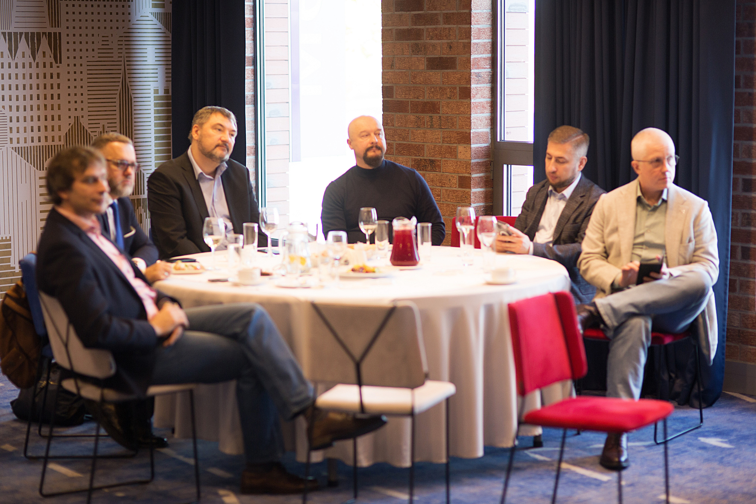 Конференция. Свадебный фотограф Калининград Пасюта Данила