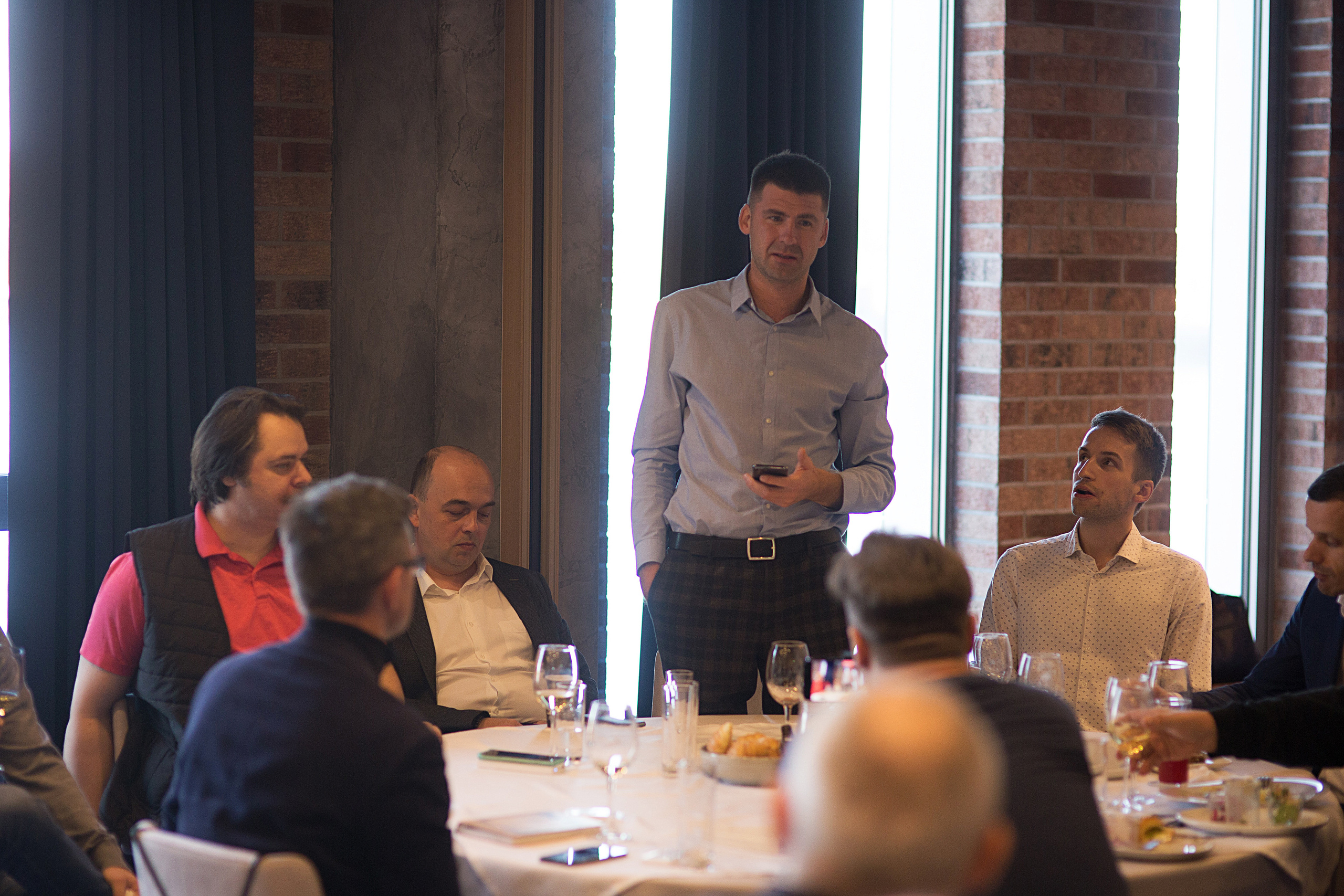 Конференция. Свадебный фотограф Калининград Пасюта Данила