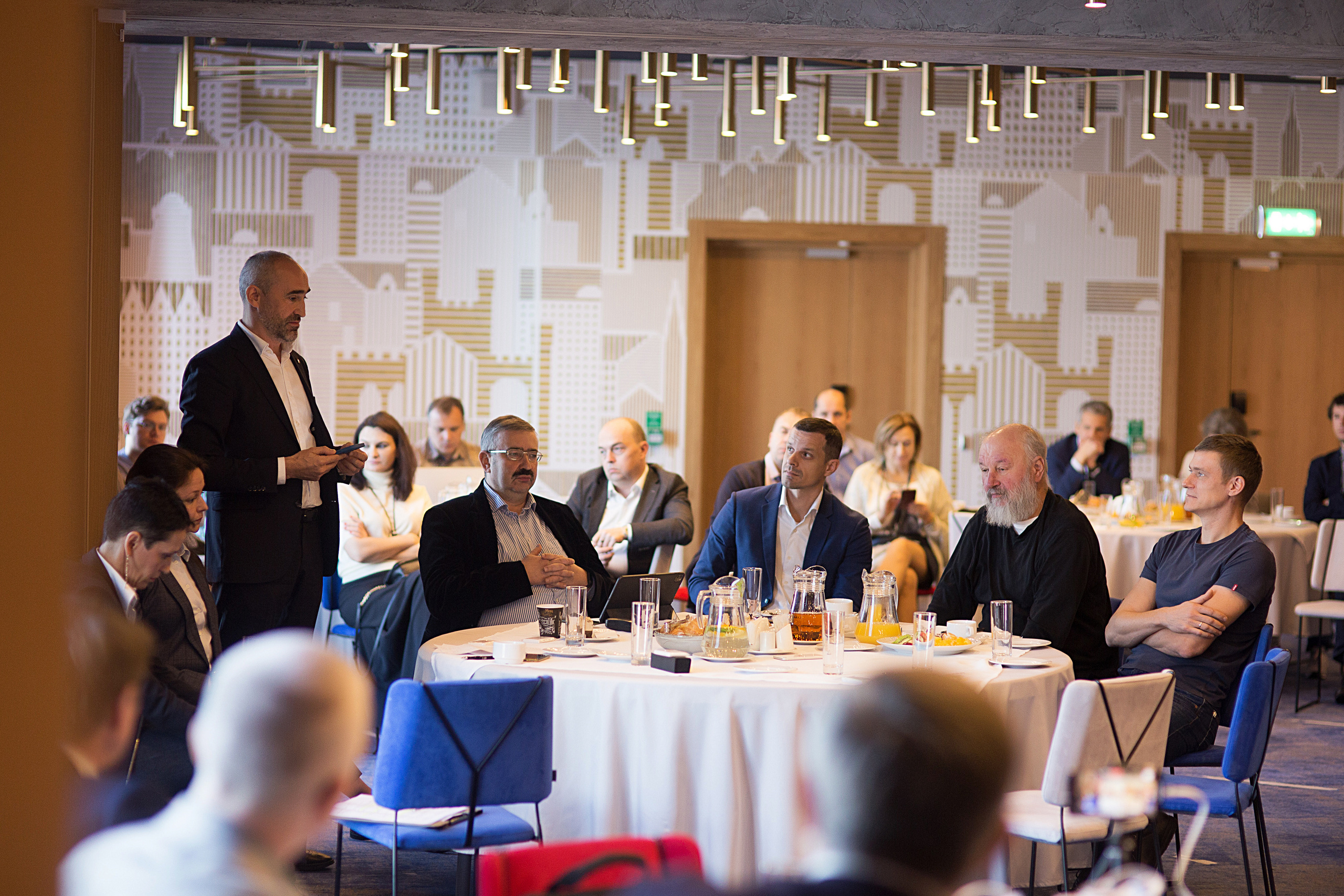 Конференция. Свадебный фотограф Калининград Пасюта Данила