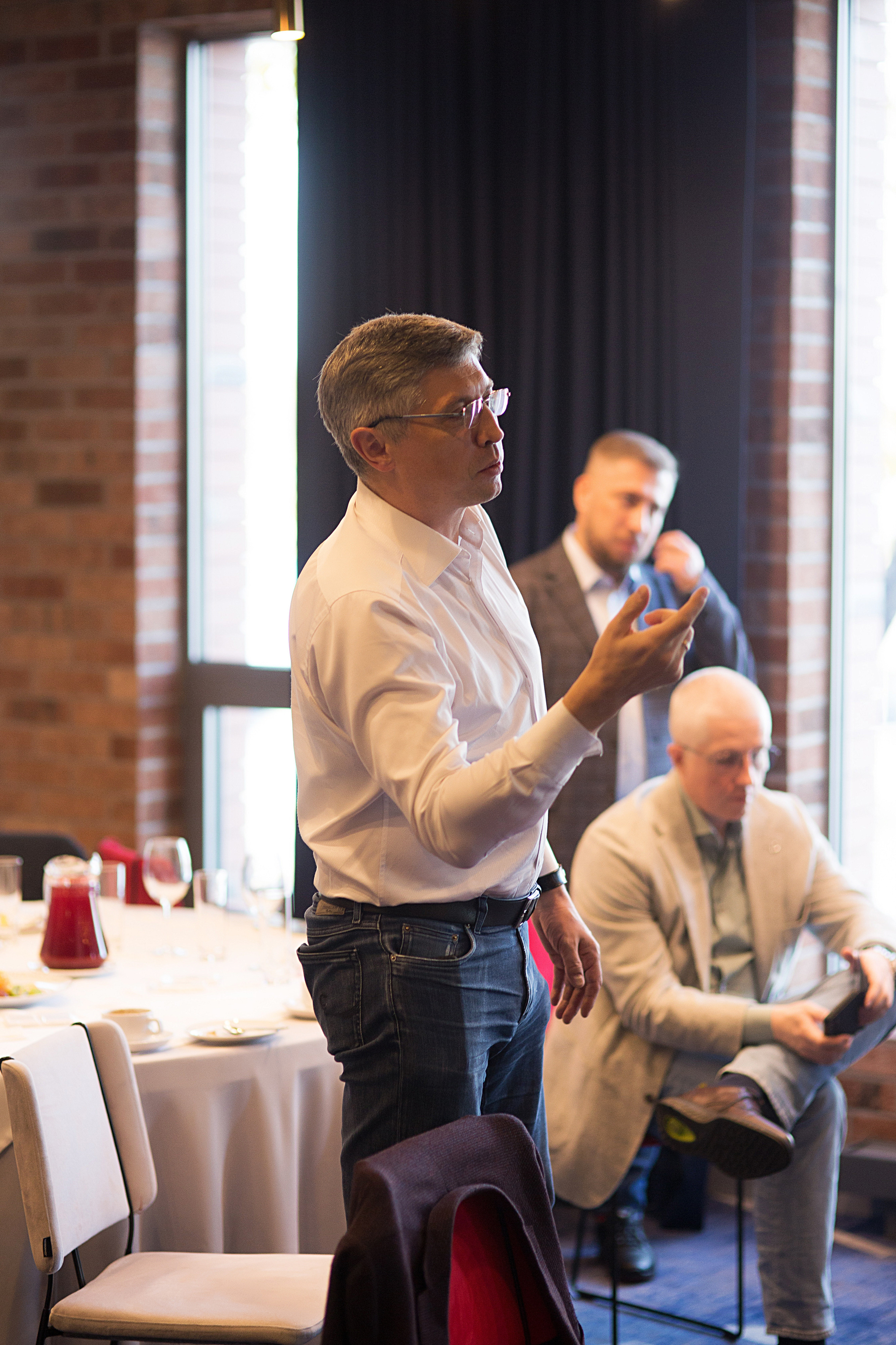 Конференция. Свадебный фотограф Калининград Пасюта Данила