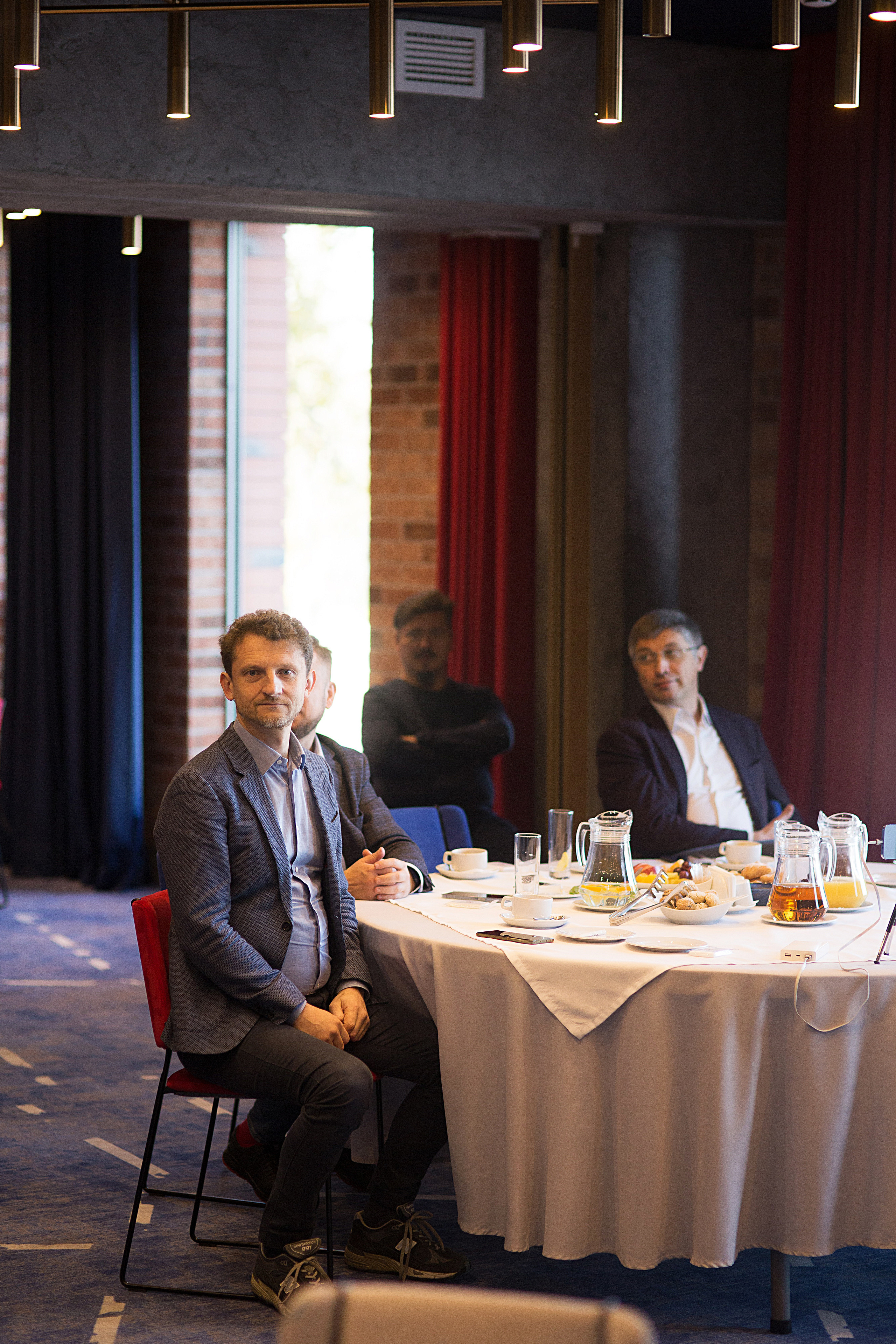 Конференция. Свадебный фотограф Калининград Пасюта Данила