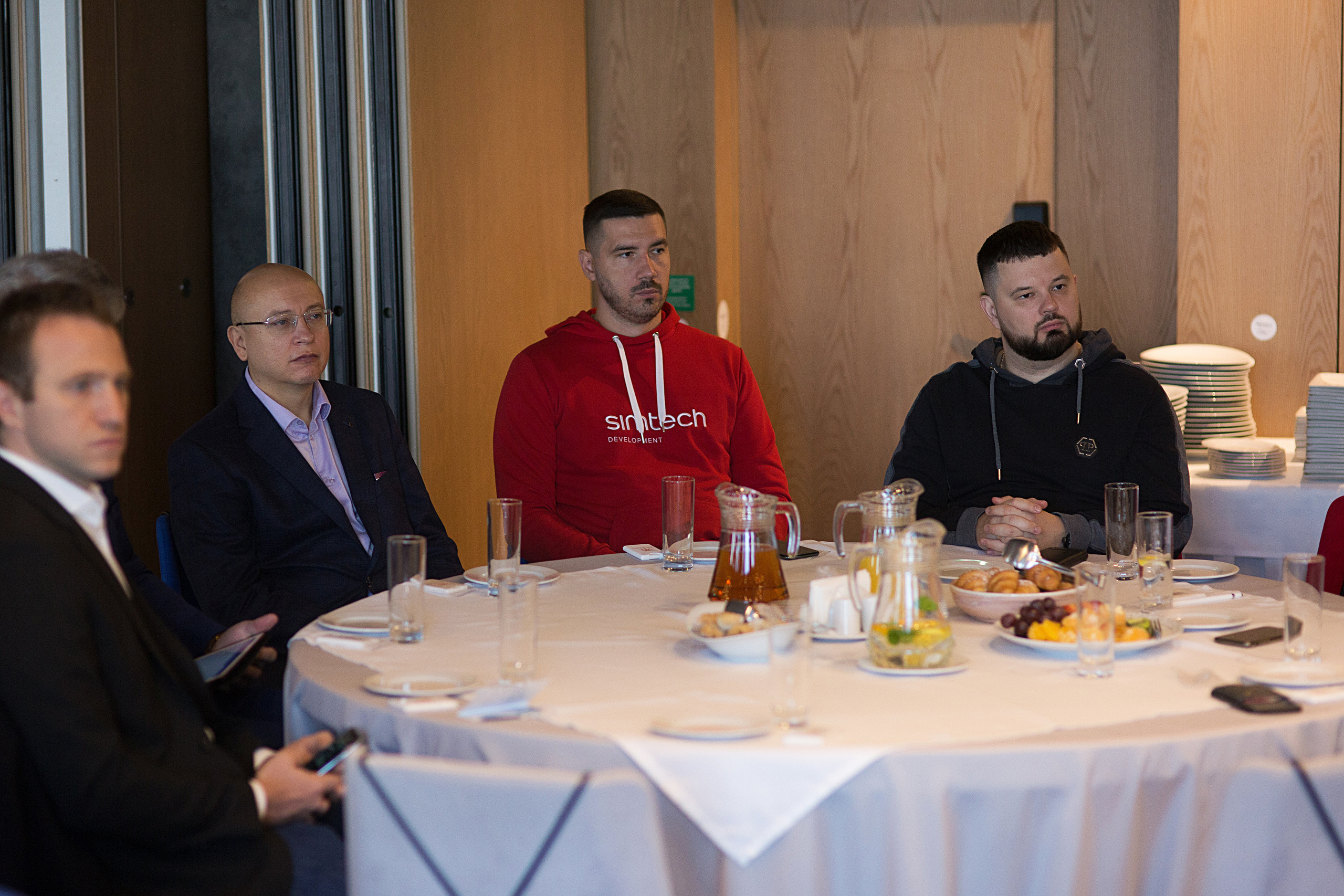 Конференция. Свадебный фотограф Калининград Пасюта Данила