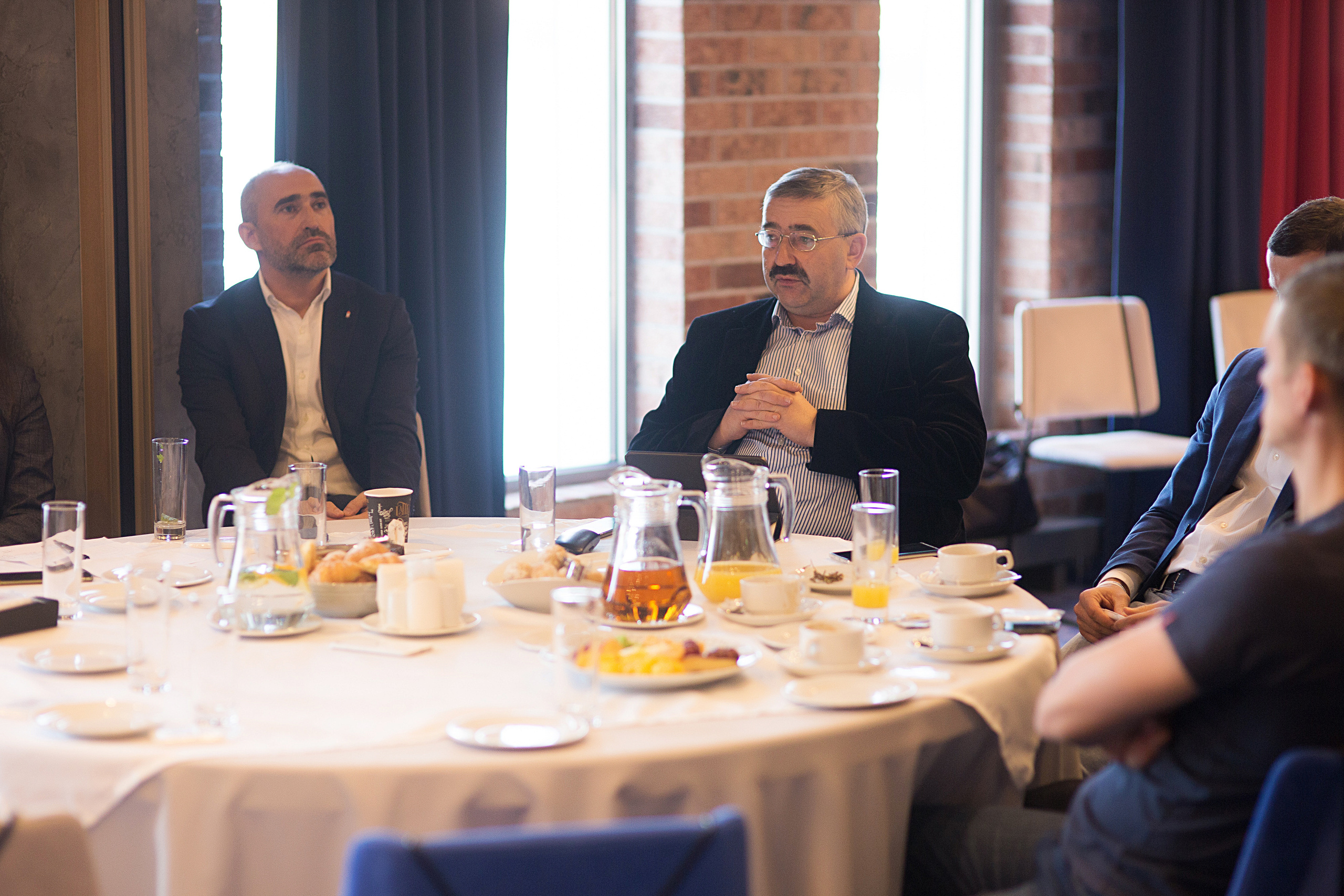 Конференция. Свадебный фотограф Калининград Пасюта Данила