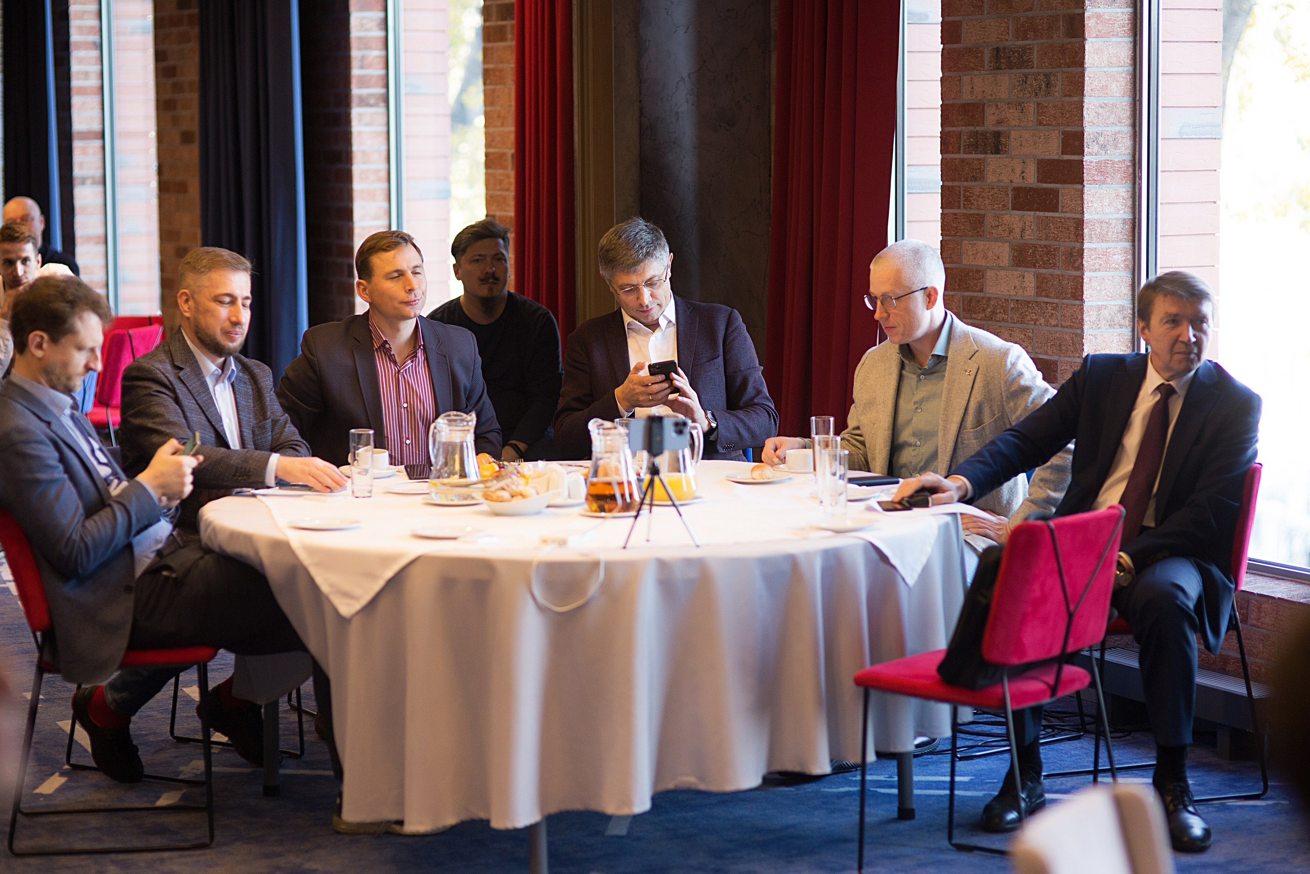 Конференция. Свадебный фотограф Калининград Пасюта Данила