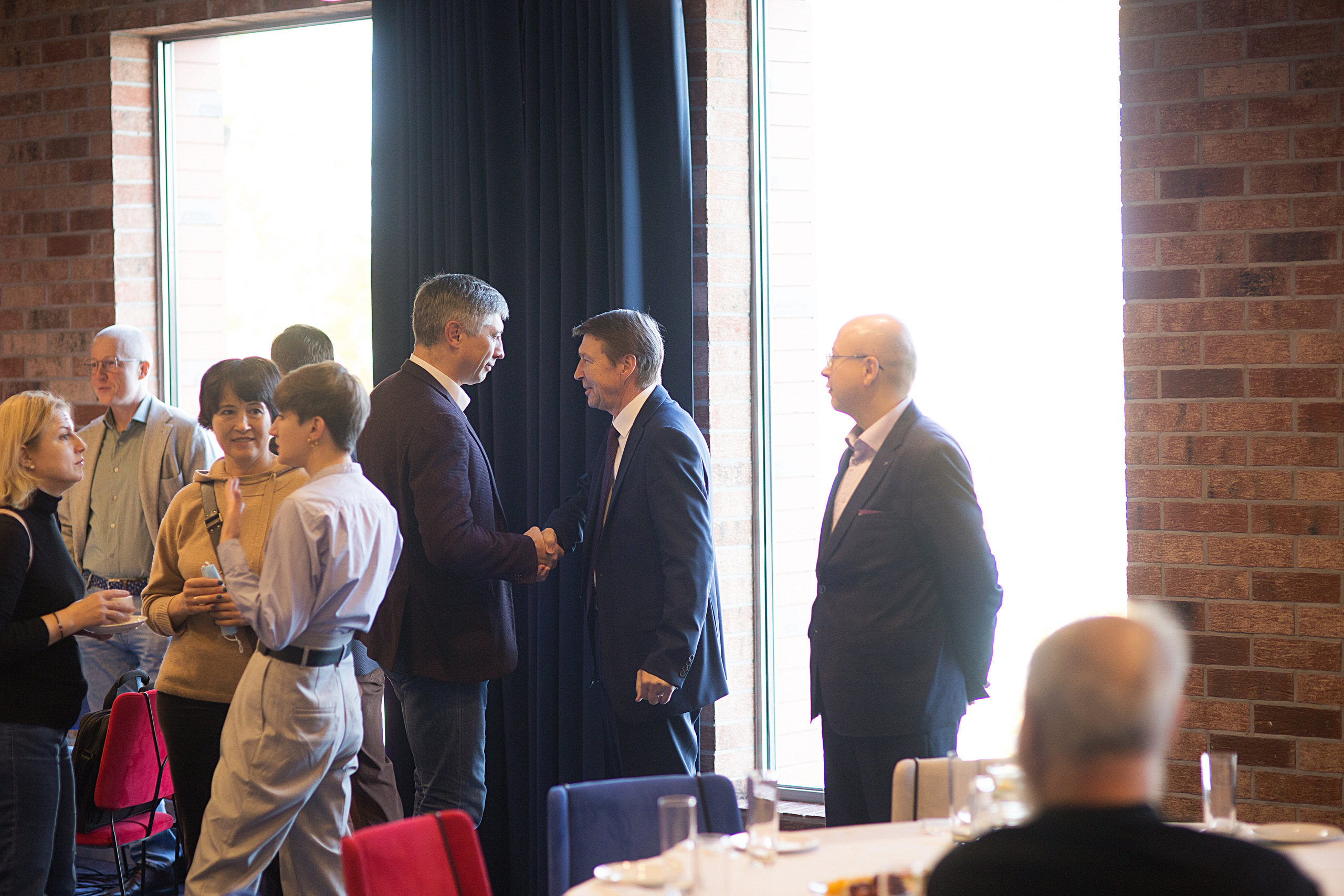 Конференция. Свадебный фотограф Калининград Пасюта Данила