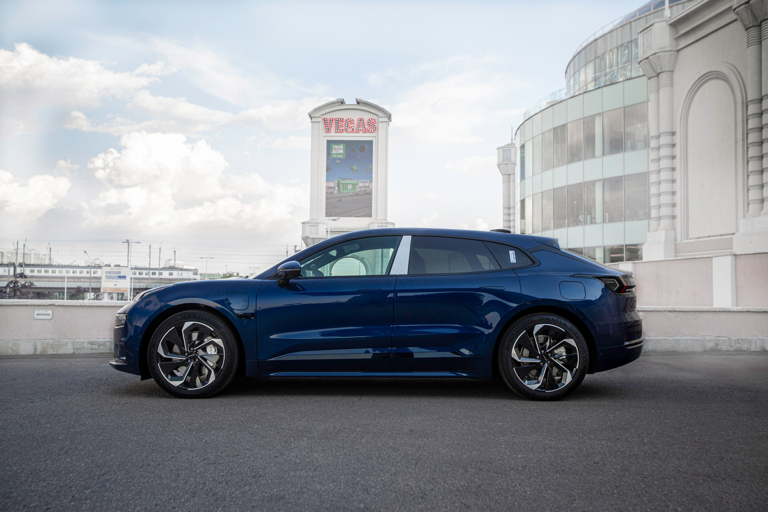 Zeekr 001. Автомобильный фотограф в Москве Андрей Емельянов