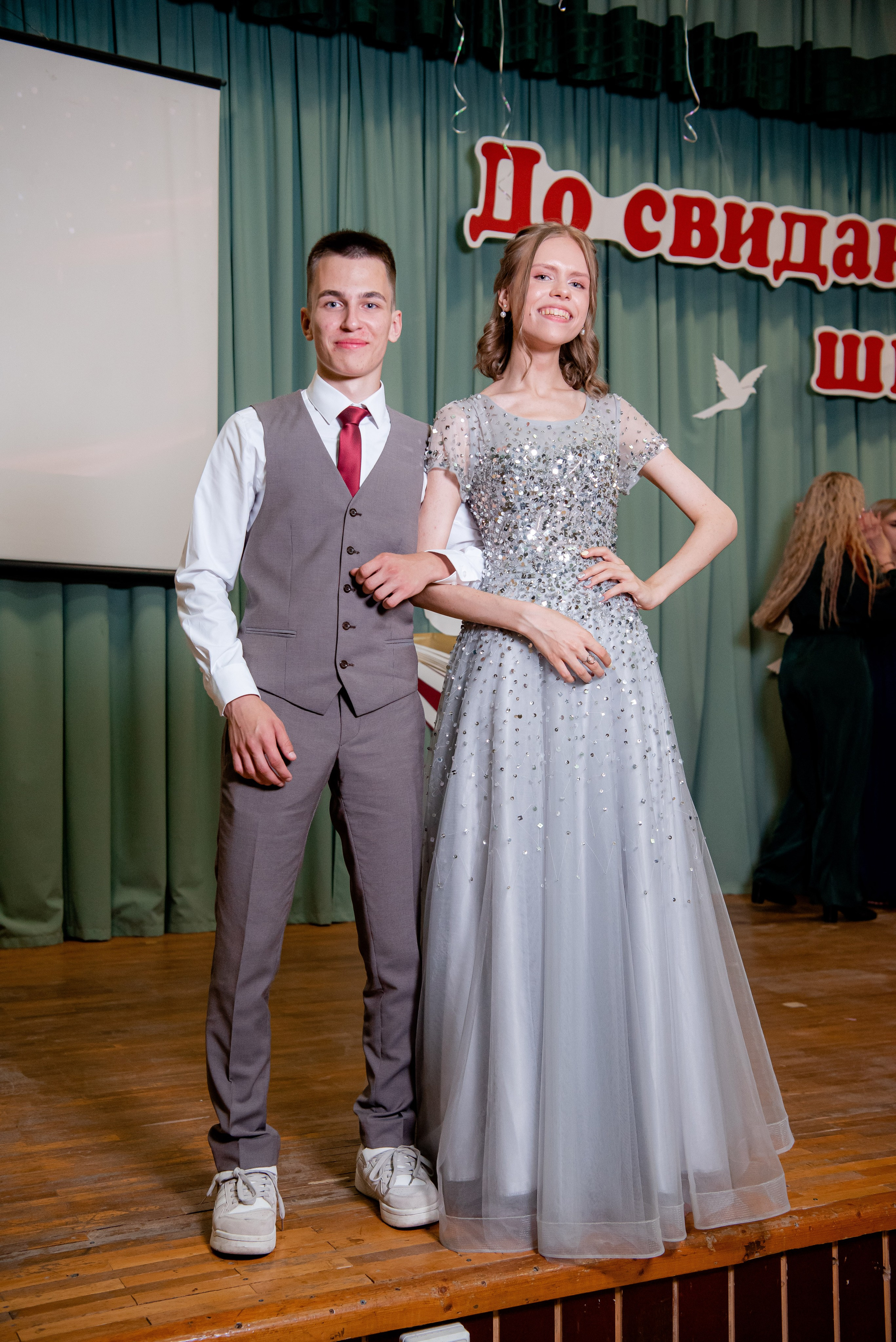 140 Школа. Вручение и Банкет. Сити Холл. Фотограф в Волгограде и Волжском Александр Горбань