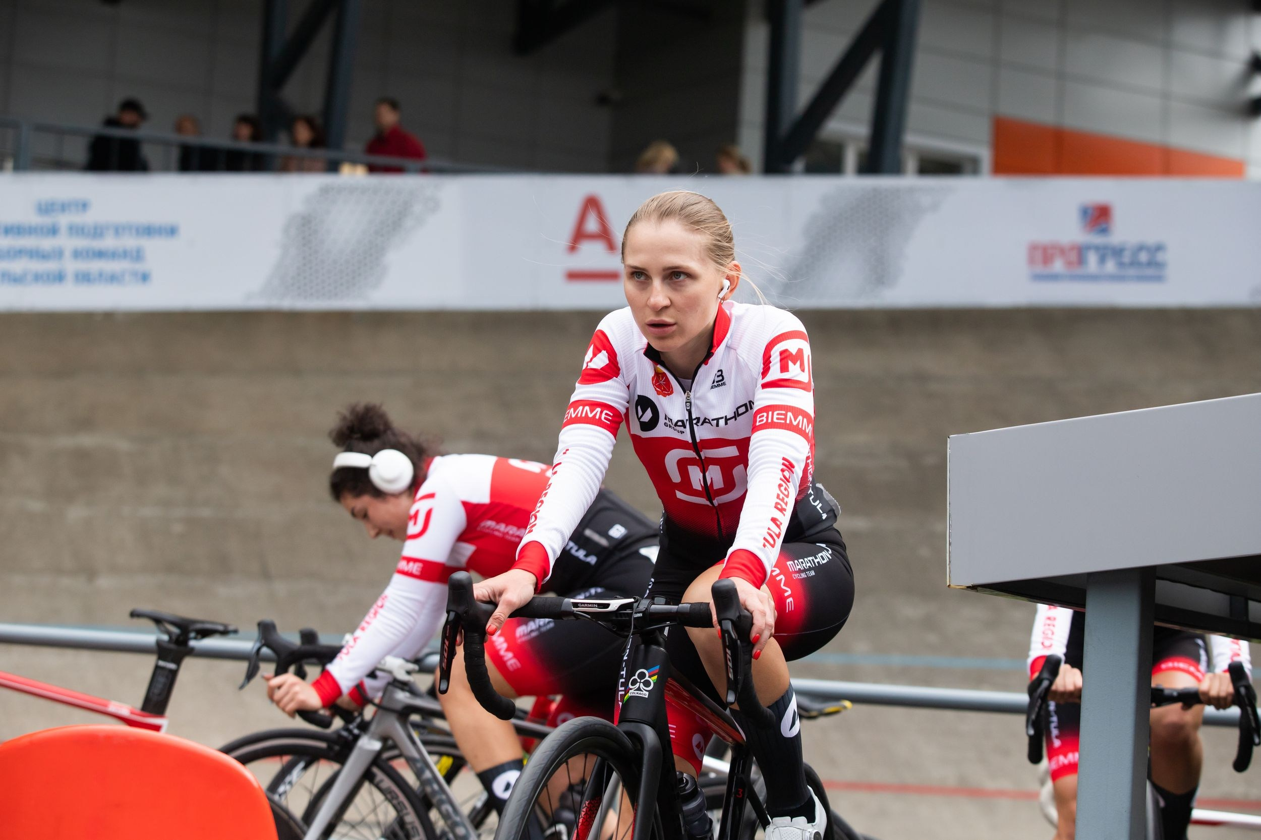 Соревнования по велоспорту «Большой приз Тулы» (19 мая 2023). Репортажный фотограф Алексей Пирязев