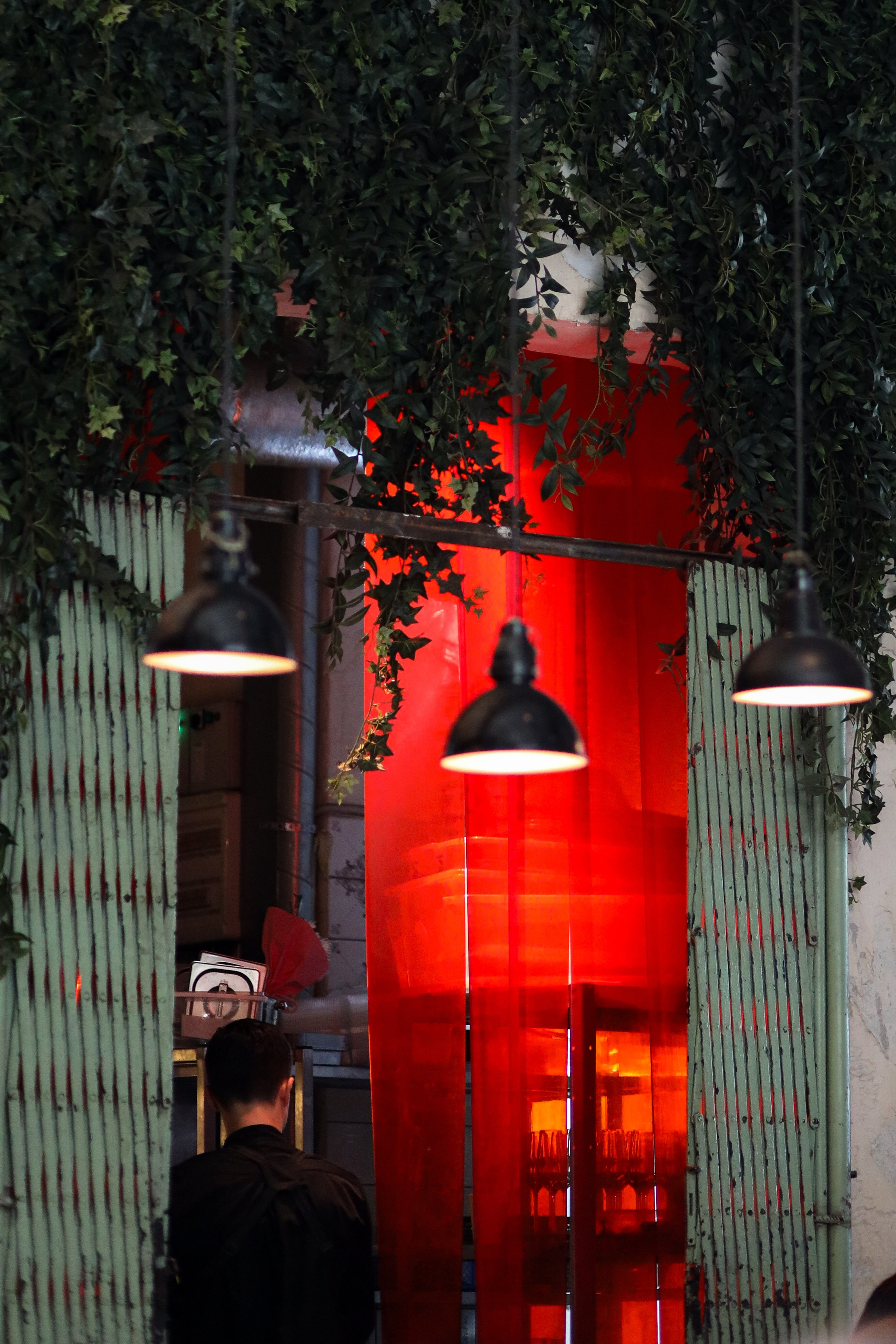 Gastrodvor 8 March. Дженбаз Павел — фотограф в Ялте