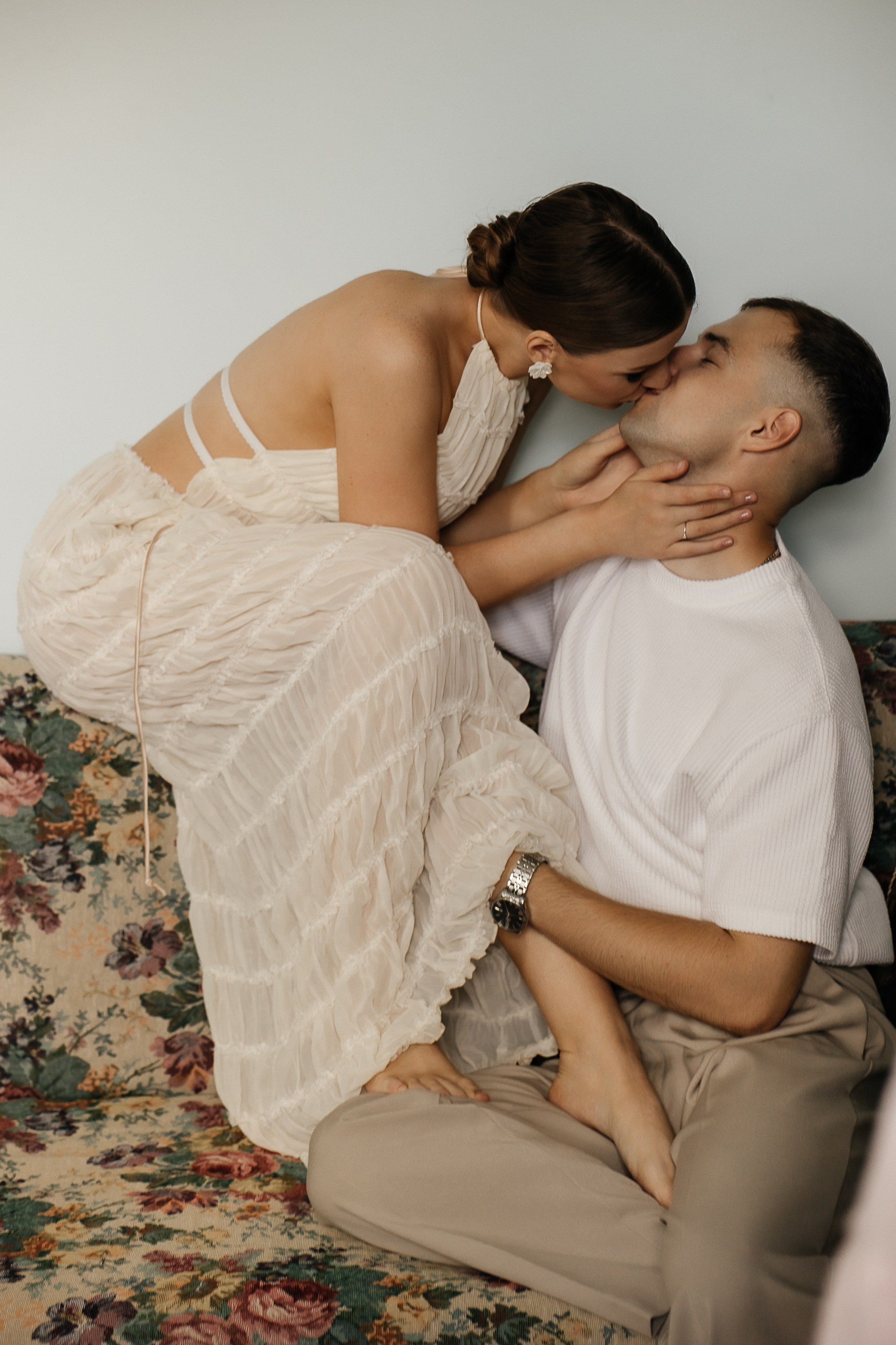 Свадьба в ретро-квартире. Свадебный и семейный фотограф Виолетта Сидельникова. Краснодар, Россия, Беларусь, Европа