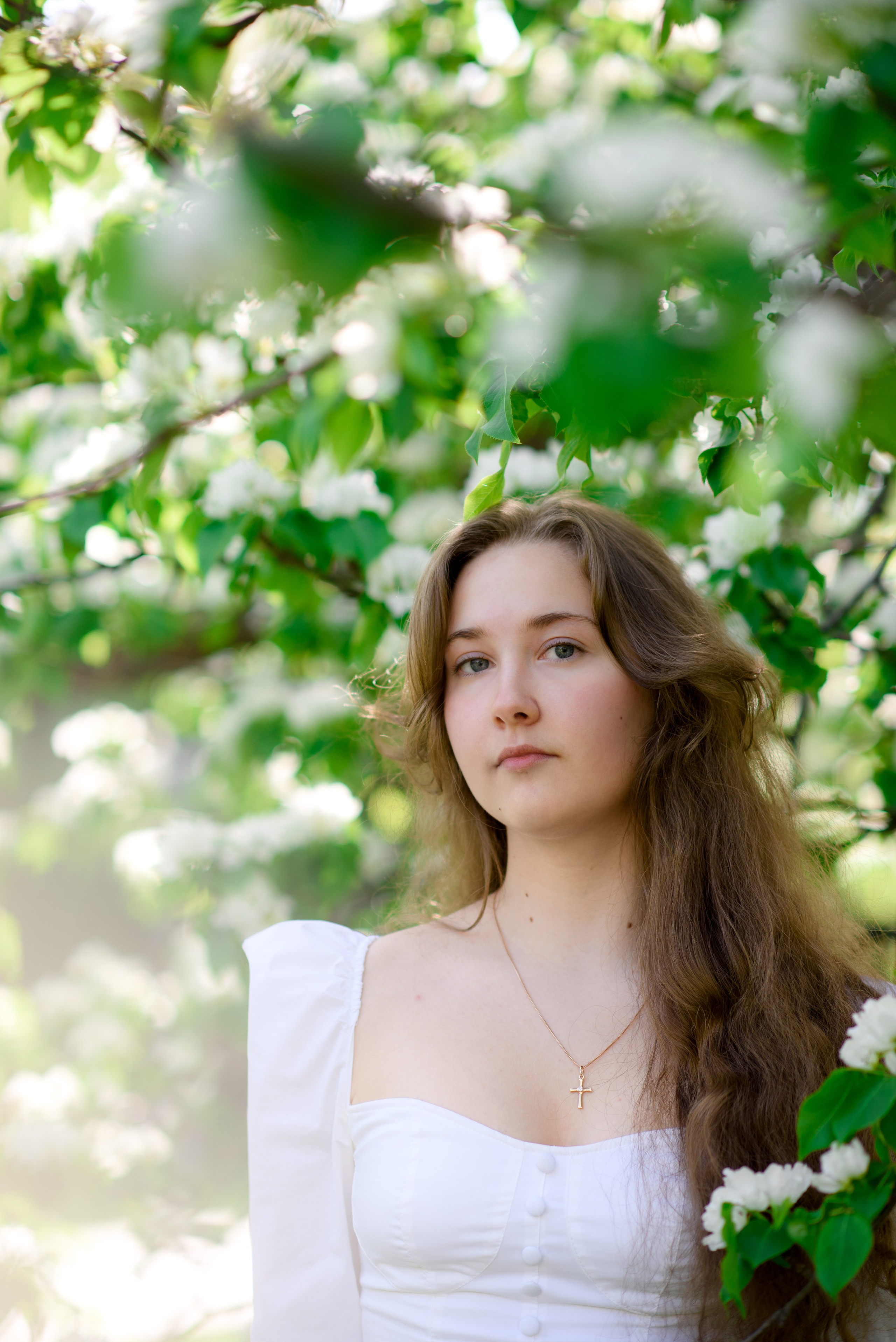 Фотосессия девочки-подростка в Музеоне в цветении. Главная