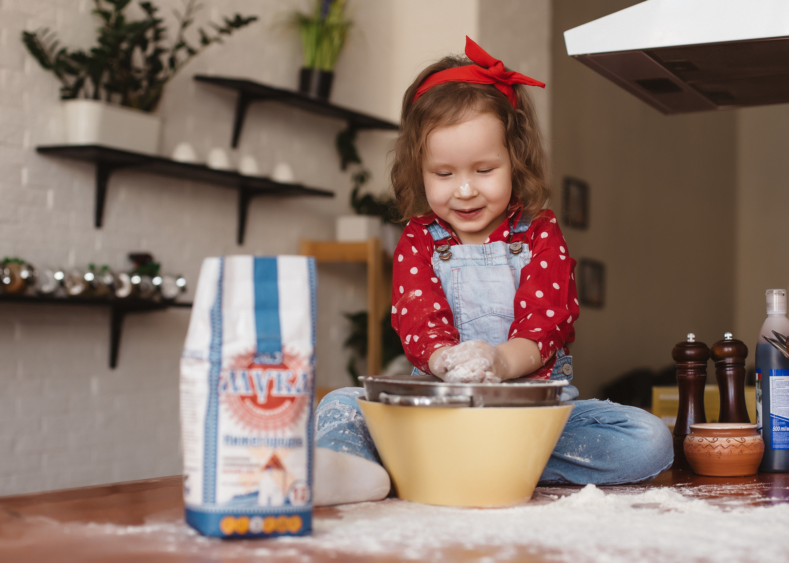 Семейная фотосессия на кухне. Фотограф в спб Александр Потапов