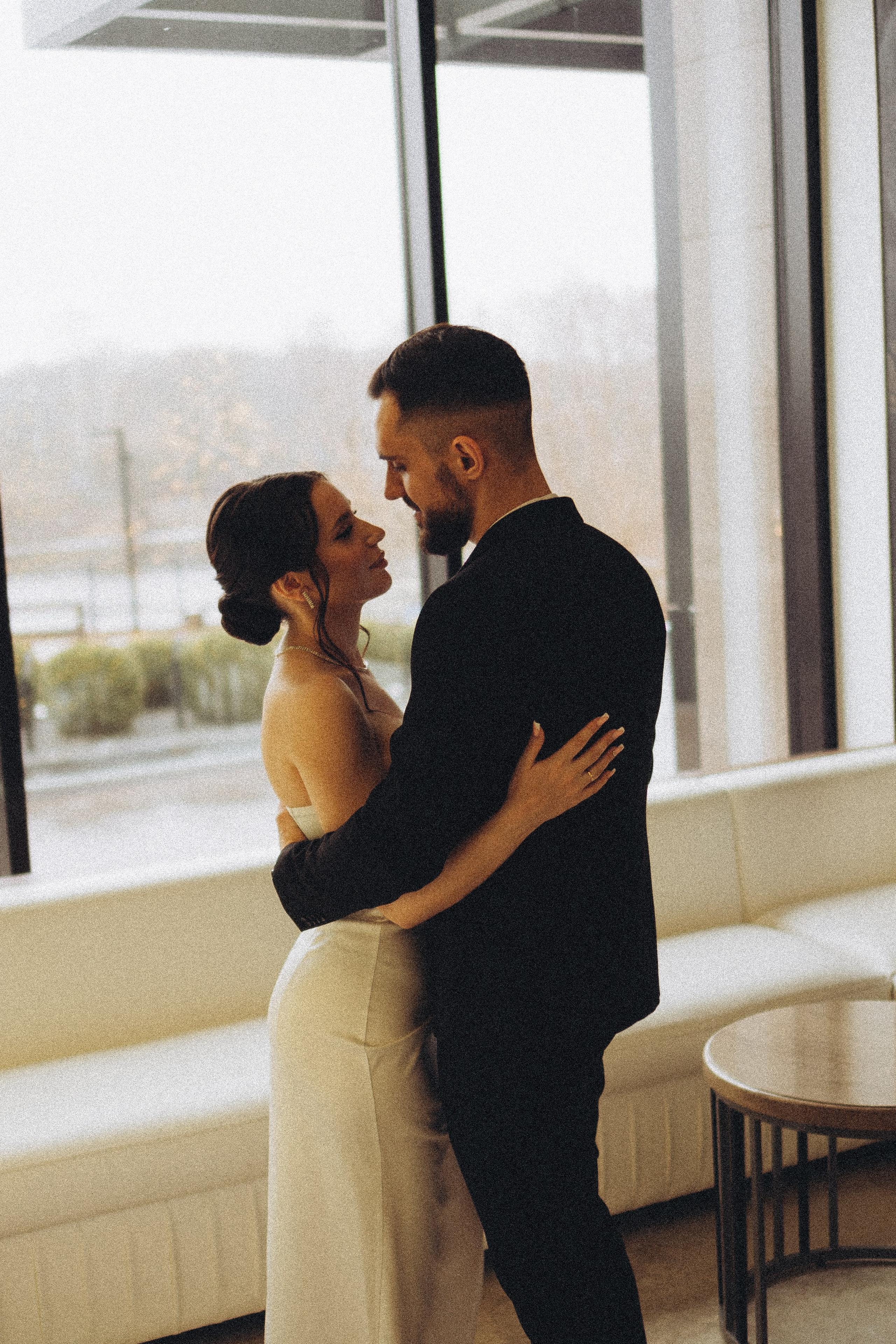 СВАДЕБНАЯ СЬЕМКА СБОРОВ ЖЕНИХА И НЕВЕСТЫ В ОТЕЛЕ И ТАКЖЕ ФОТОСЕССИИЯ В ОТЕЛЕЕ МЕГАПОЛИС БРЯНСК. Профессиональный фотограф, Санкт-Петербург — Виктория Богомолова