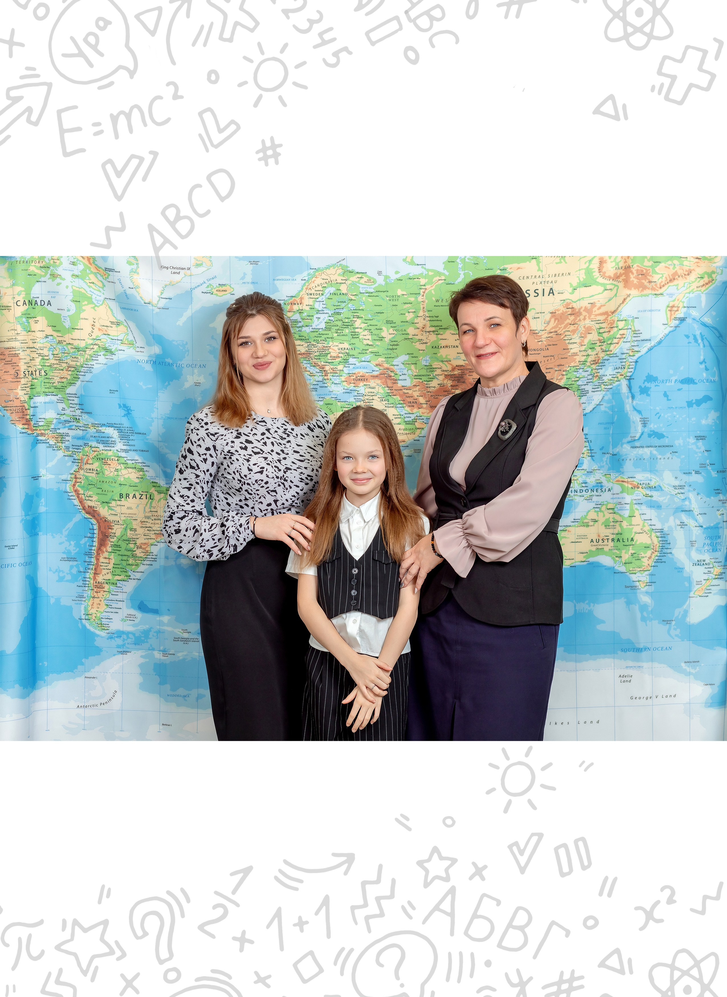 Многостраничный альбом для 4 класса. Фотограф и режиссер Московко Екатерина