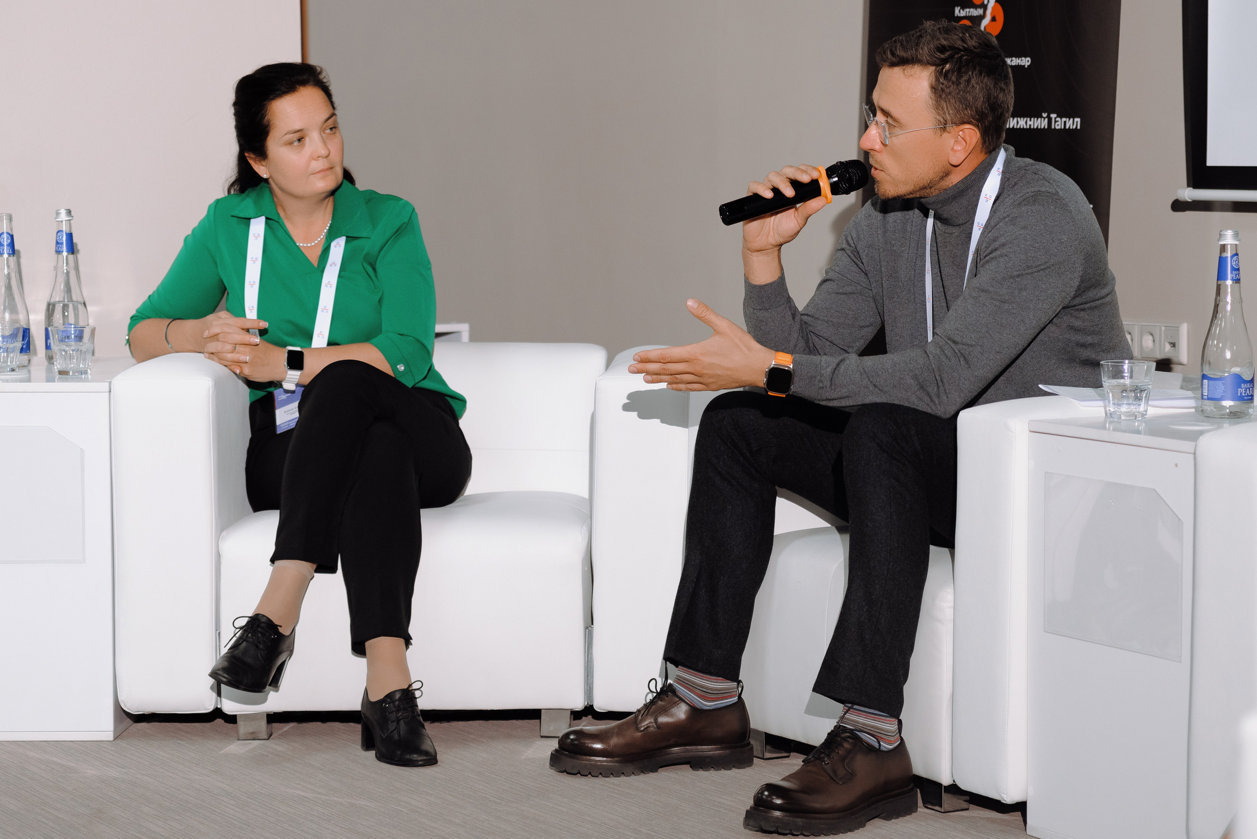 ОБЛАСТНАЯ КОНФЕРЕНЦИЯ «РАЗВИТИЕ ТУРИЗМА В ЧЕЛЯБИНСКОЙ ОБЛАСТИ». Репортажный фотограф Зуев Роман г. Челябинск