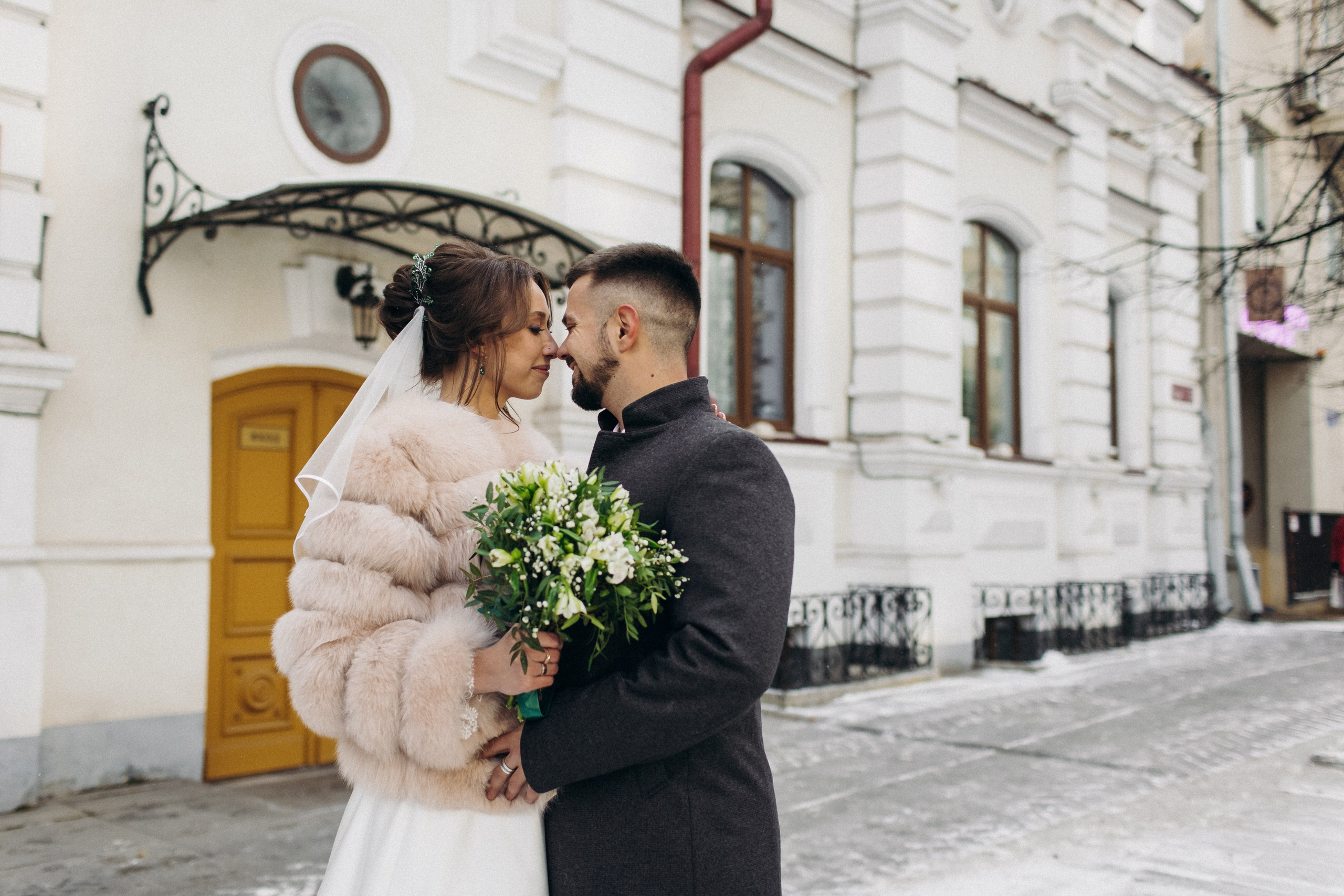 Эдуард и Вера (загс, прогулка). Фотограф свадебный семейный в Красноярске Шукшина Наталья