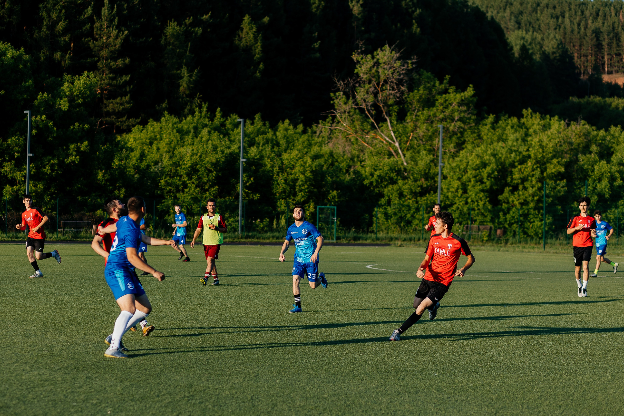 Любительский футбол. Ваш самый лучший фотограф!