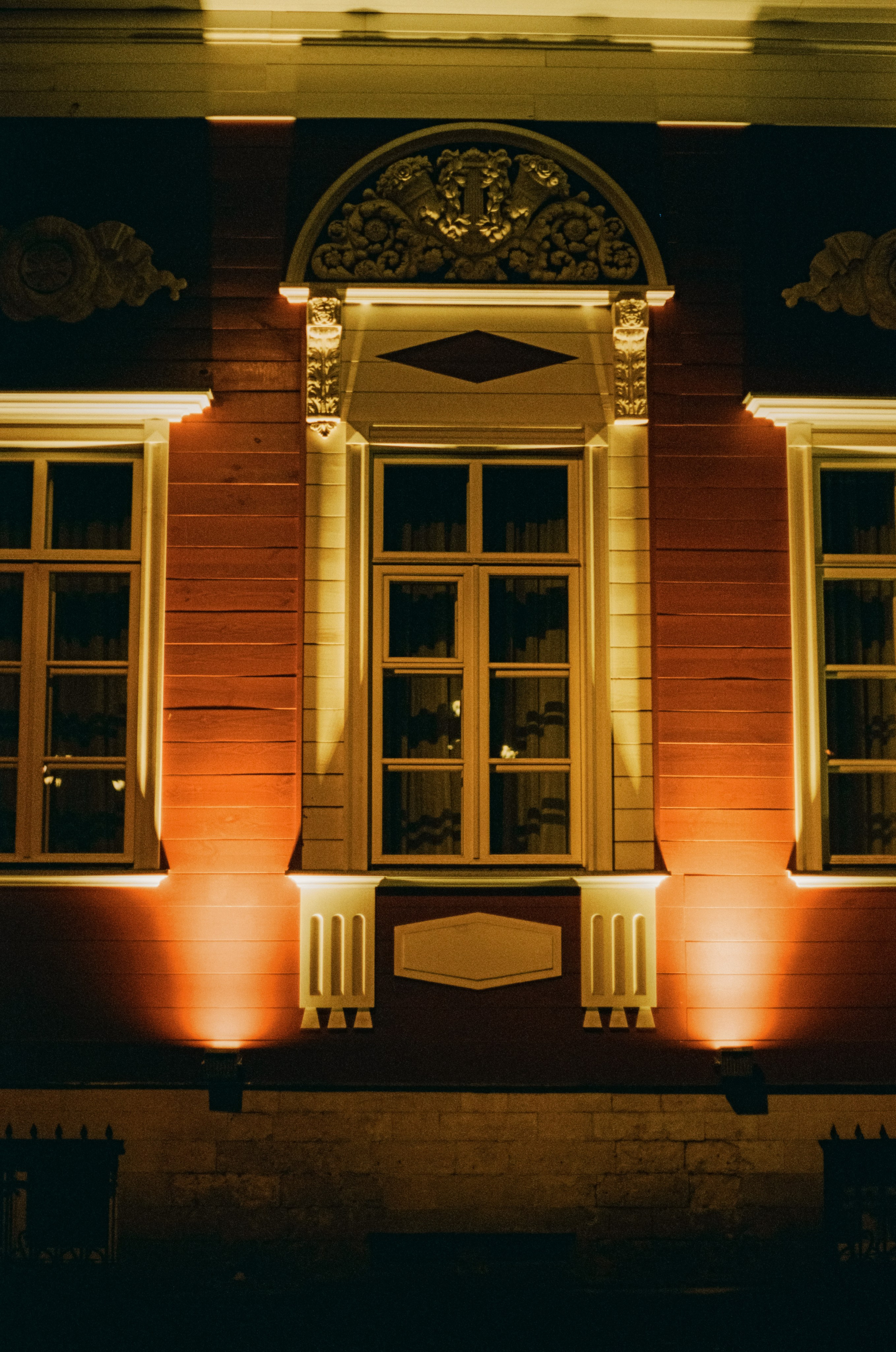 Спиридоновка, Малая Никитская, Большая Никитская, улицы вокруг Патриков / Pentax MZ-3 (2) — Retina-Xenon 50 mm f/1.9