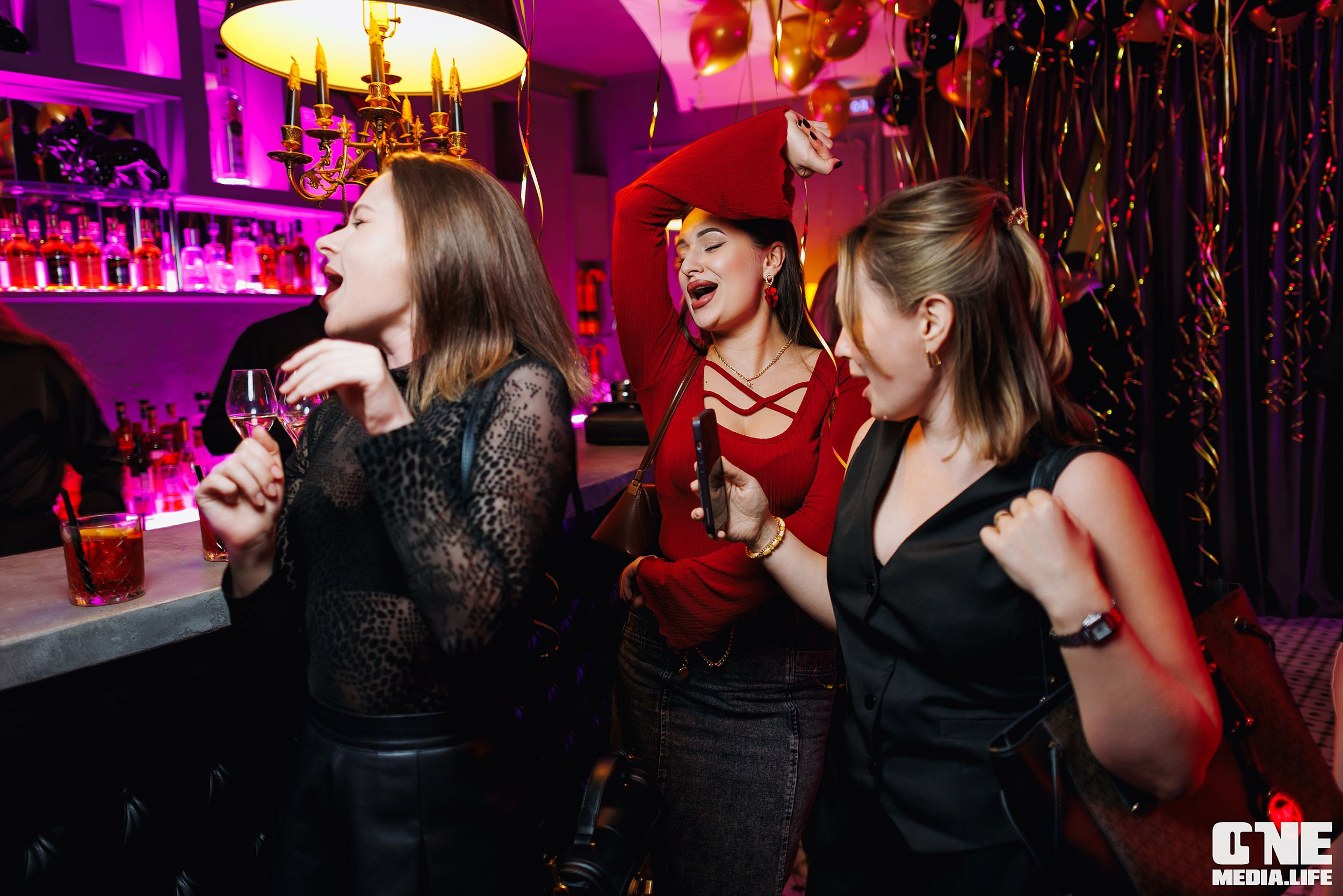 Фоторепортаж из караоке-клуба Белгравия. One Media Life: фоторепортажи, фотоотчеты с мероприятий и заведений