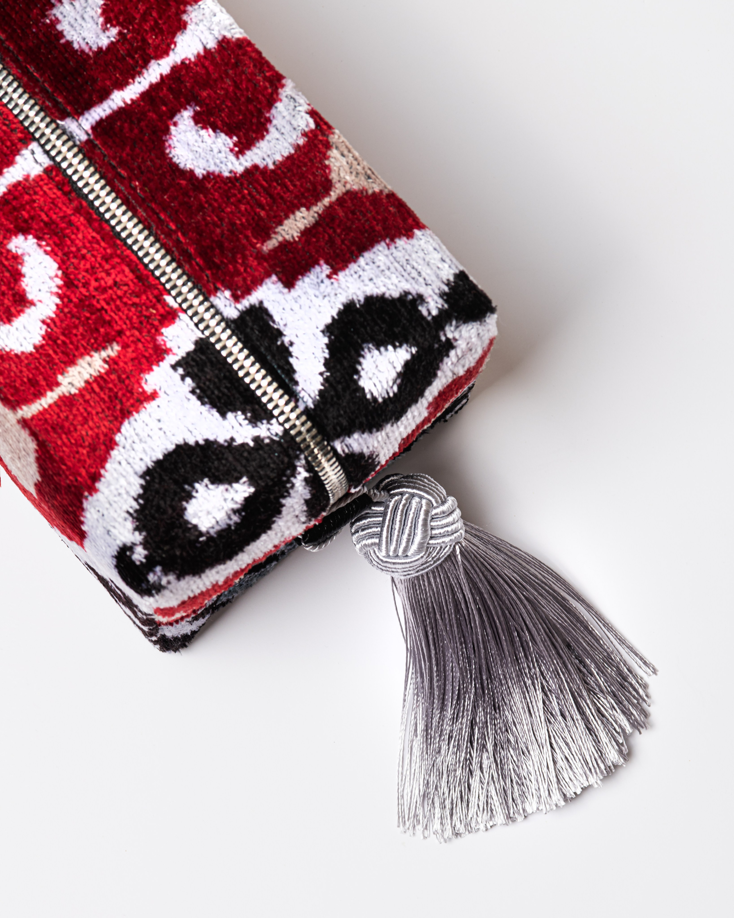 Обувь и аксессуары. Предметный фотограф. Москва. Продюсирование съемок, Set-design & пост-продакшн, E-commerce контент