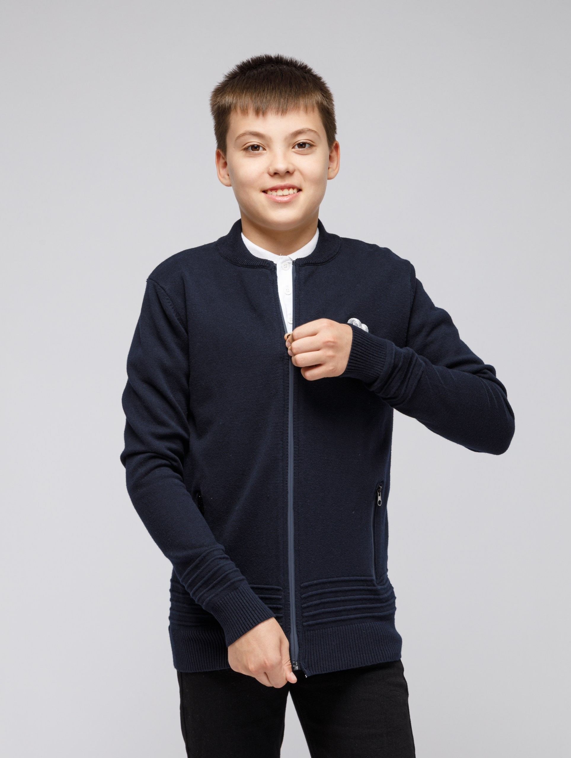 Съемка детской одежды и обуви на модели сайтов, маркетплейсов, WB, Ozon, Яндекс Маркет и др. Студия коммерческой съемки ХВОЯ