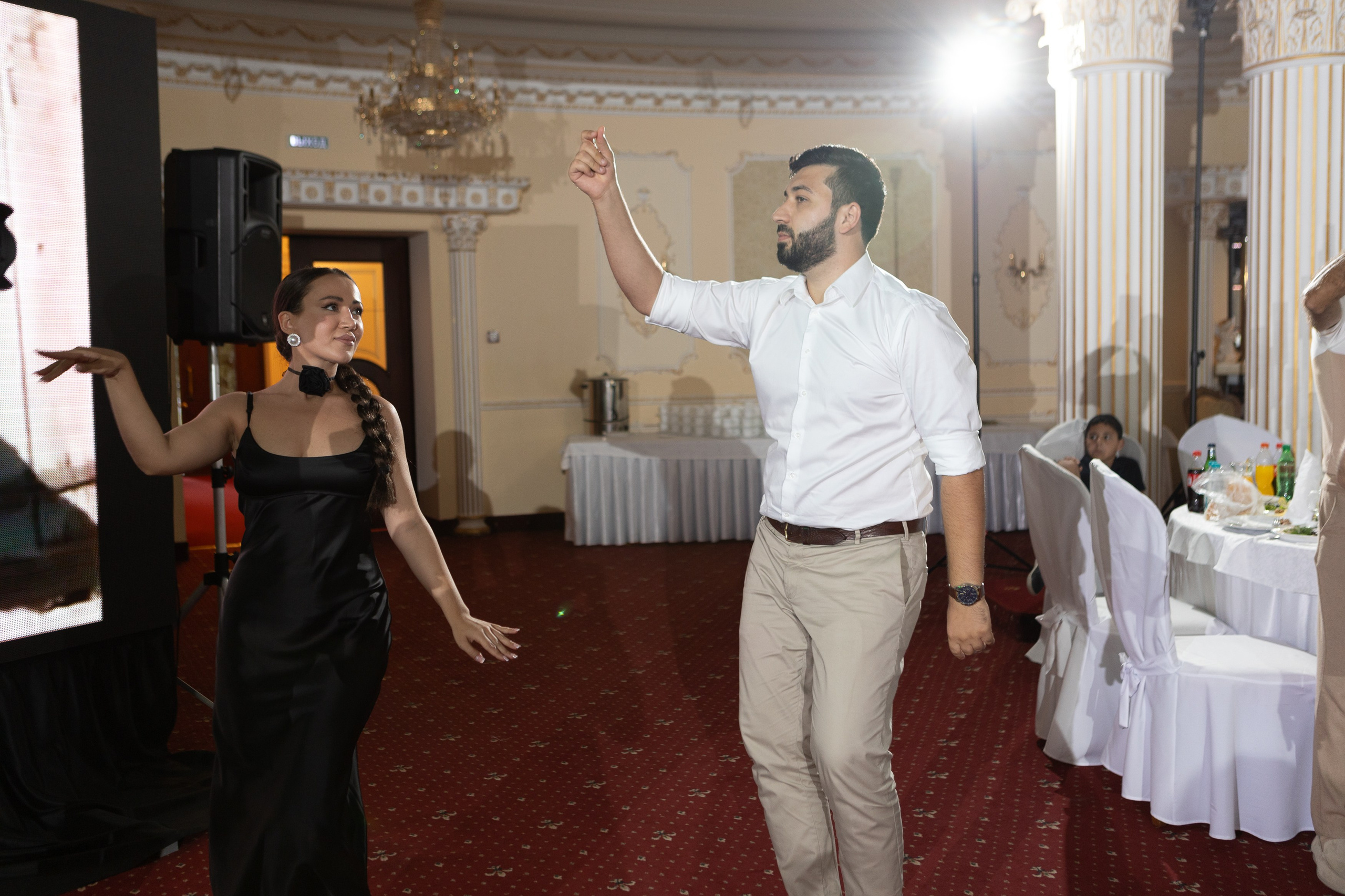 Свадебный фотограф Уфа — Руслан ГабдлисламовЖивые эмоции, красивые кадры, воспоминания на всю жизнь.Работаю по всей Республике Башкортоста. Свадебный фотограф Уфа Руслан Габдлисламов